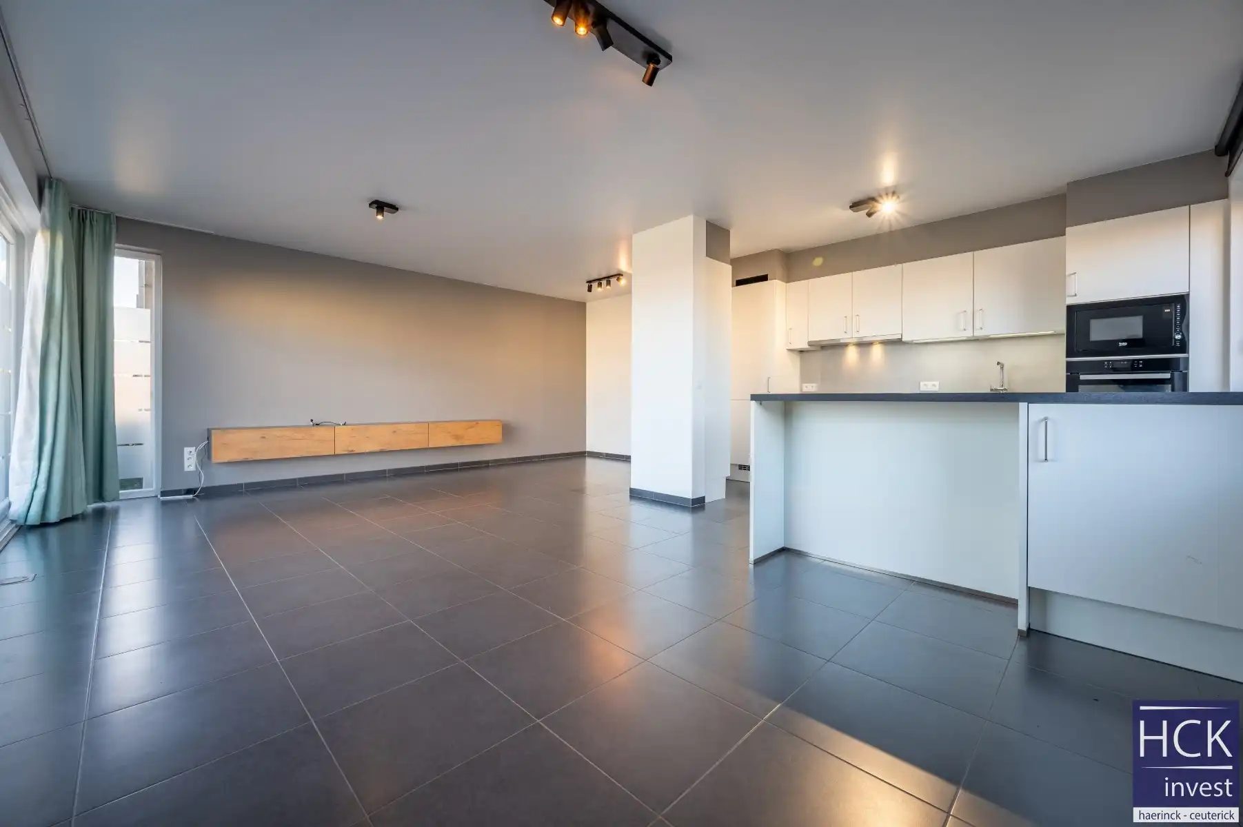 ZULTE (Machelen) - Lichtrijk en ruim gelijkvloersappartement + terras foto 4