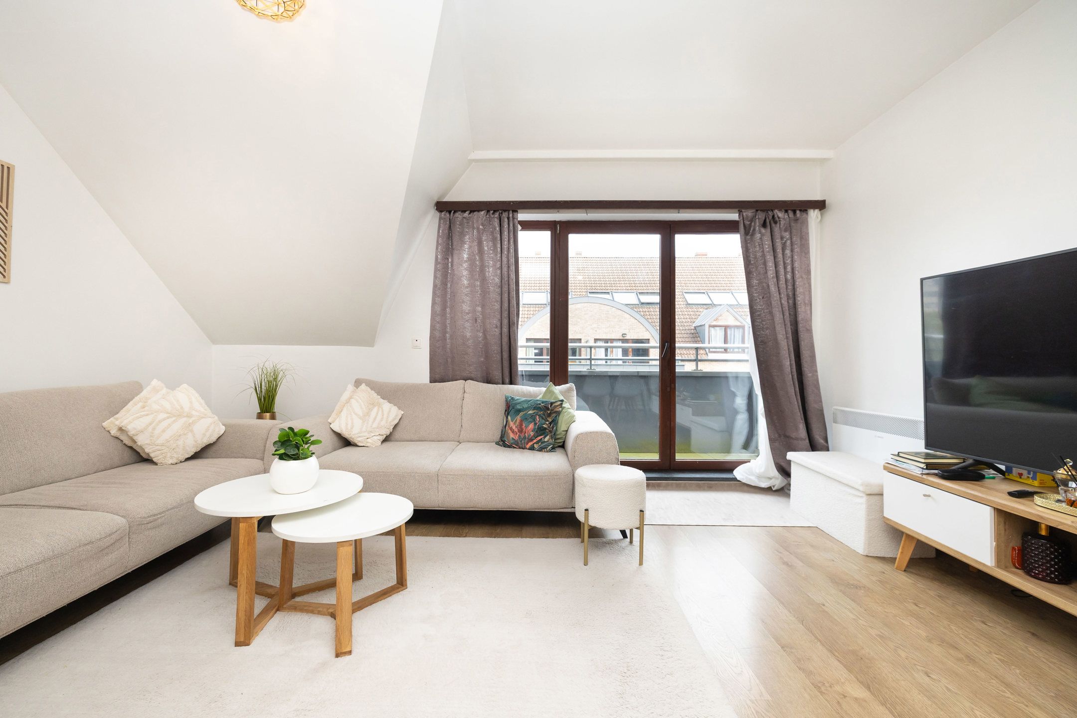 Appartement met 2 slaapkamers + P foto 3