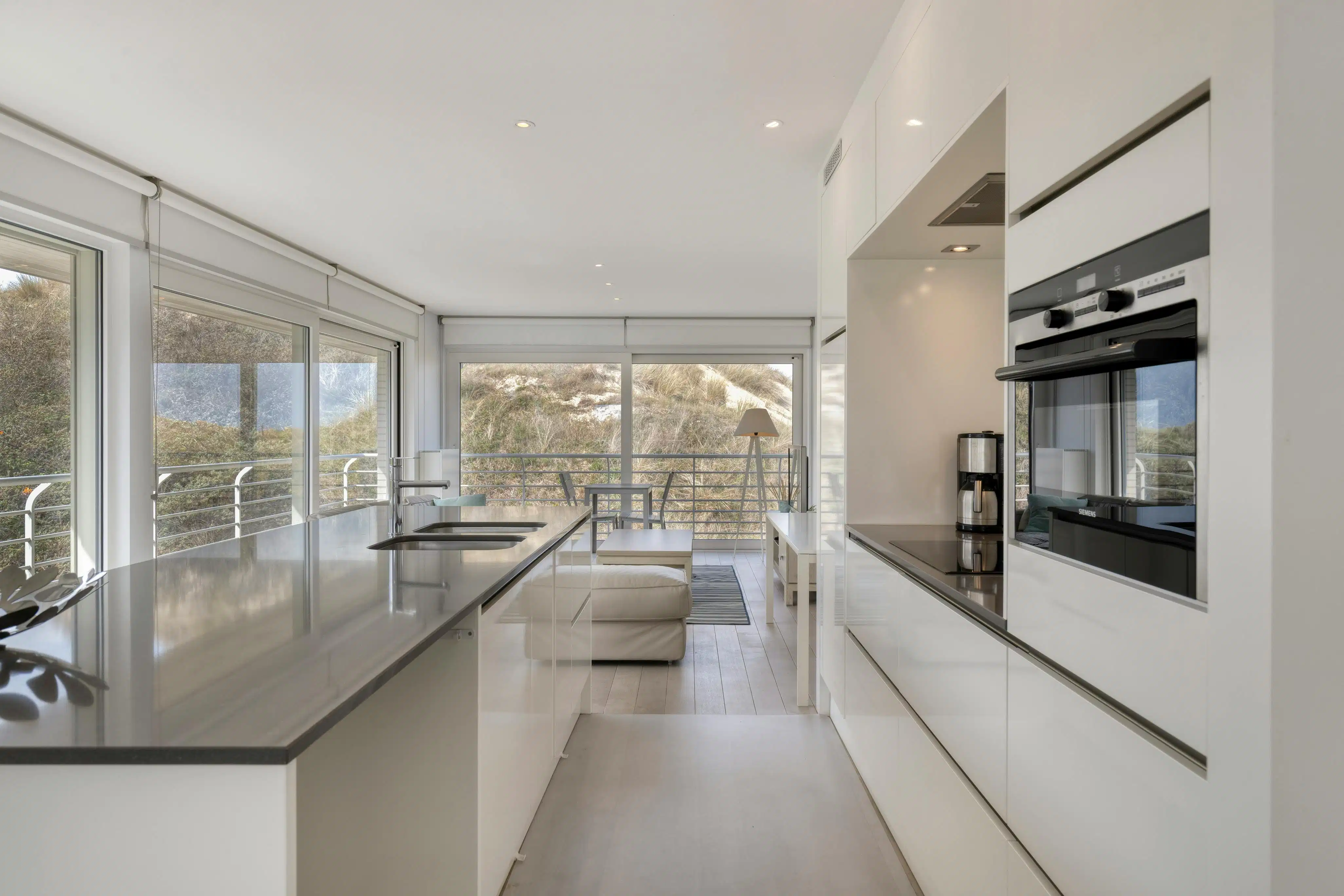 Uniek appartement met vier slaapkamers te koop in Koksijde! foto 11