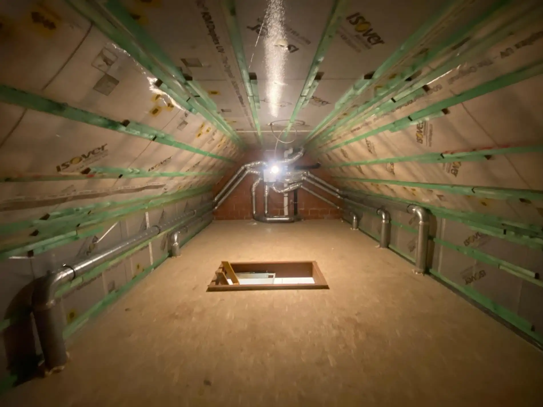 Uitstekend gelegen nieuwbouwwoning met garage foto 12