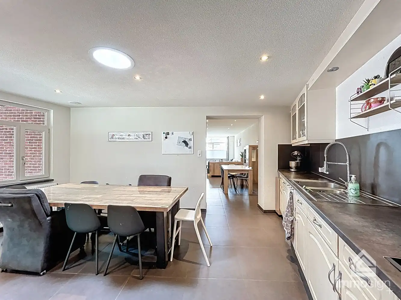 Zeer ruime woning met werkplaats in Hamont-Achel! foto 7