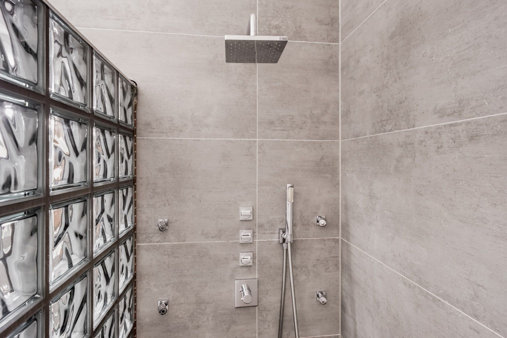 Stijlvol wonen in het hart van de Cadix-wijk foto 19