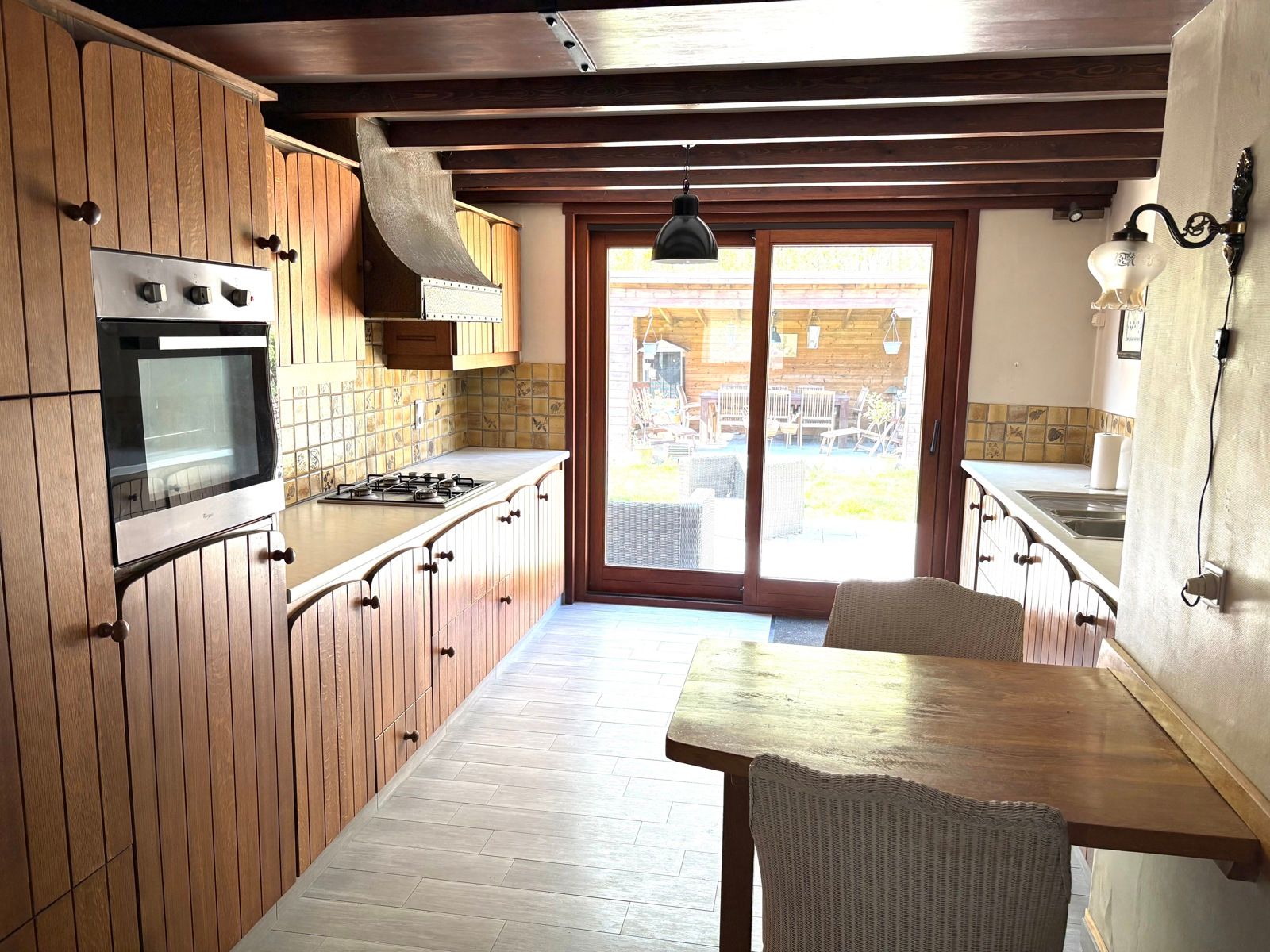 Halfopen bebouwing, zeer rustig gelegen, met o.a. 2 slpks foto 14