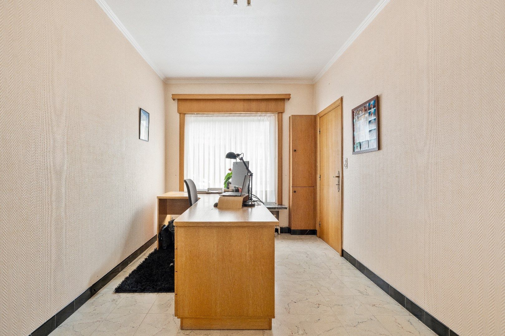 Ruime woning met 4 slaapkamers en groot stuk bouwgrond in het hartje van Poperinge foto 11