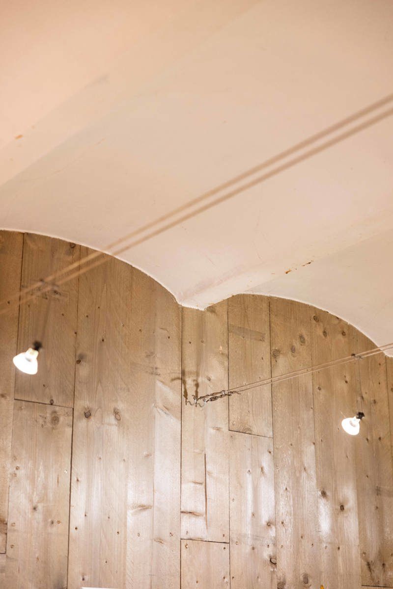 Karaktervol project : woonst + polyvalente ruimte  foto 15