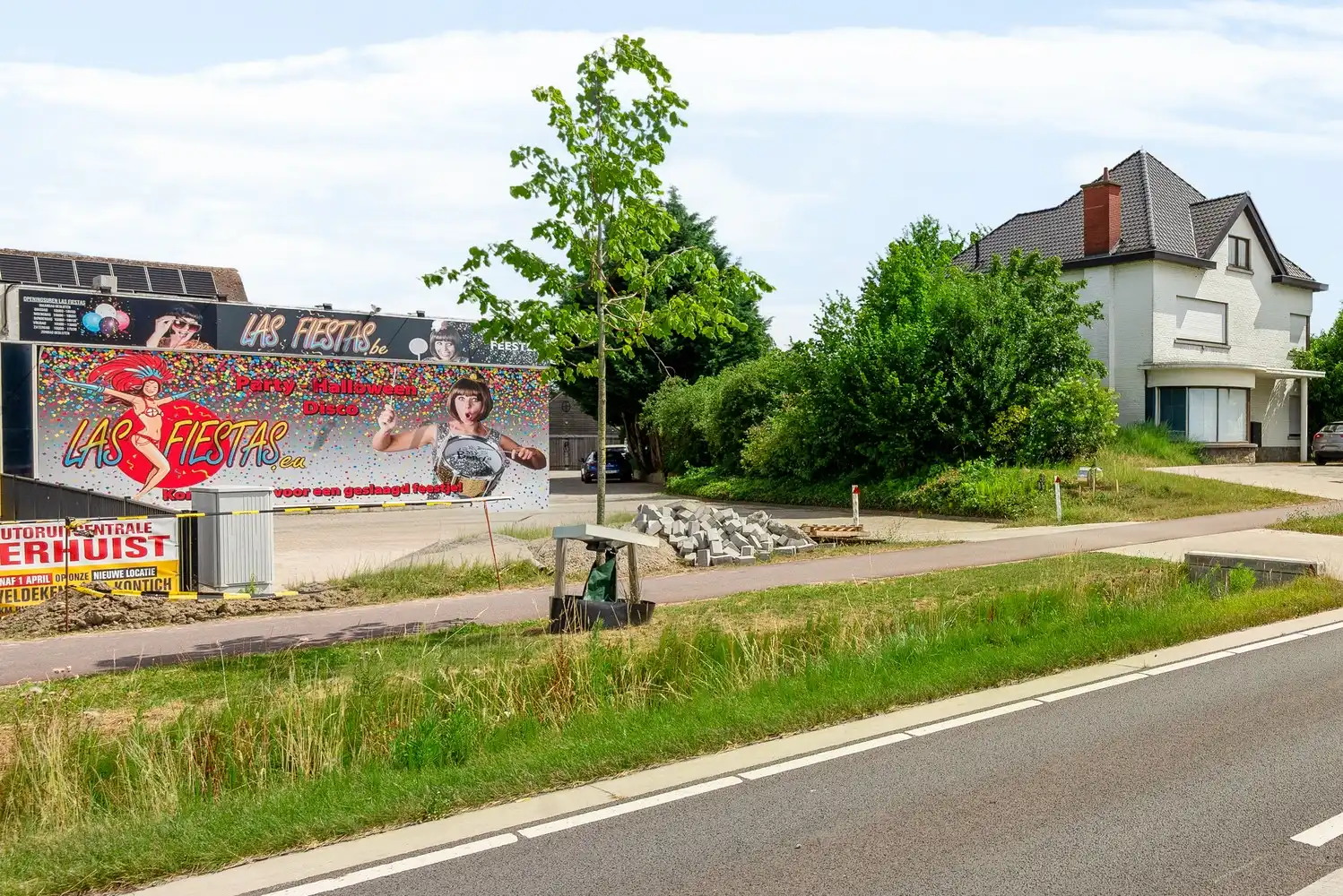 Handelspand met ruime showroom en parking op commerciële ligging te Kontich foto 19