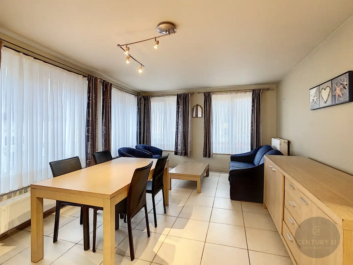 Zeer gezellig appartement op GOEDE locatie te Heist! foto 2