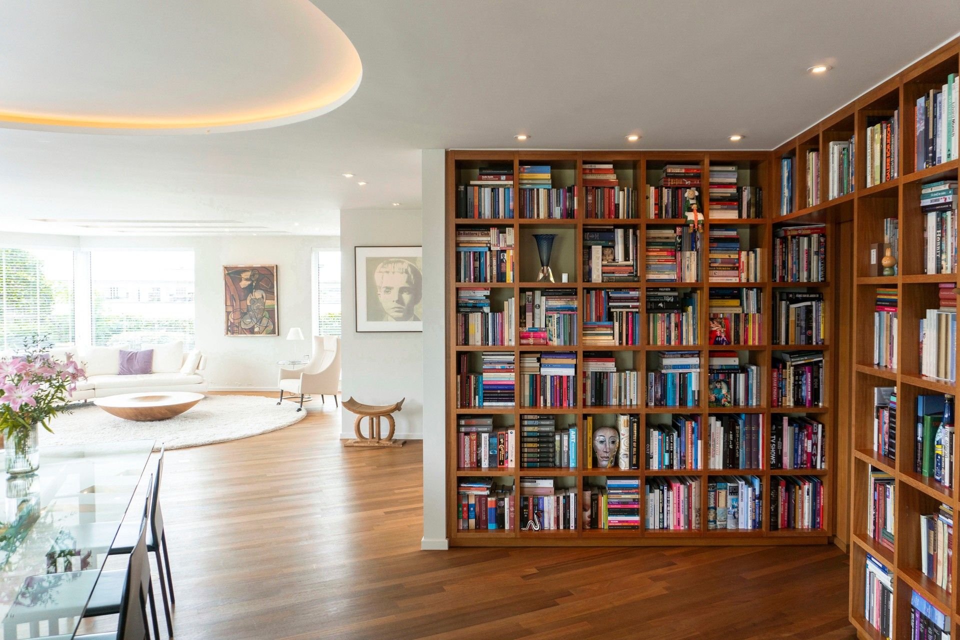 Uniek penthouse met tijdloze luxe, ruimte en zicht over Hasselt. foto 6
