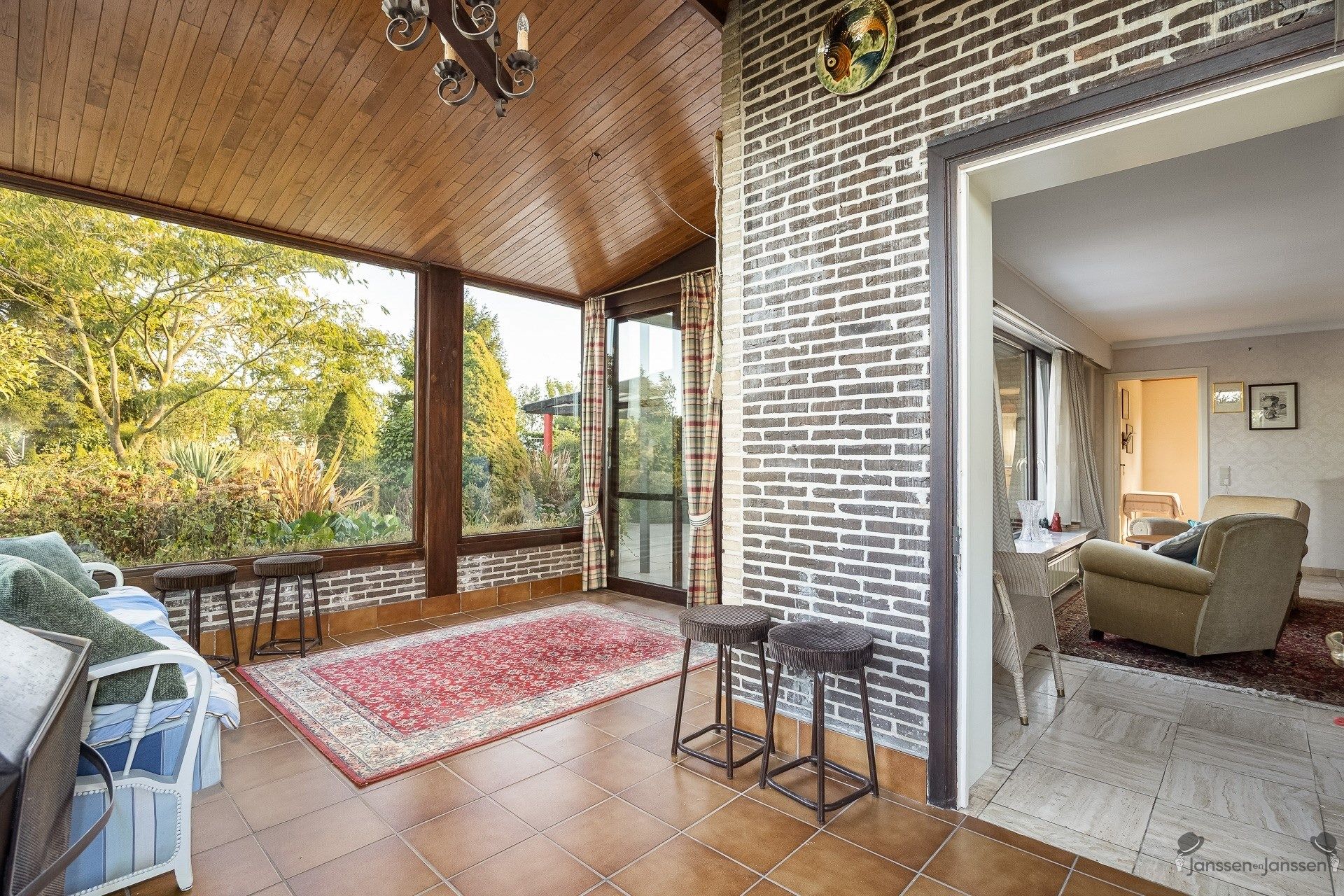 Te renoveren woning op unieke landelijke locatie! foto 20