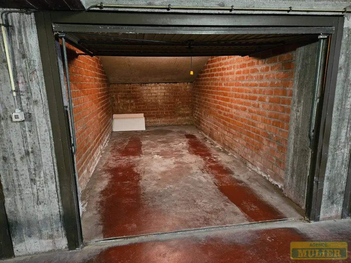 Garage te koop foto 2