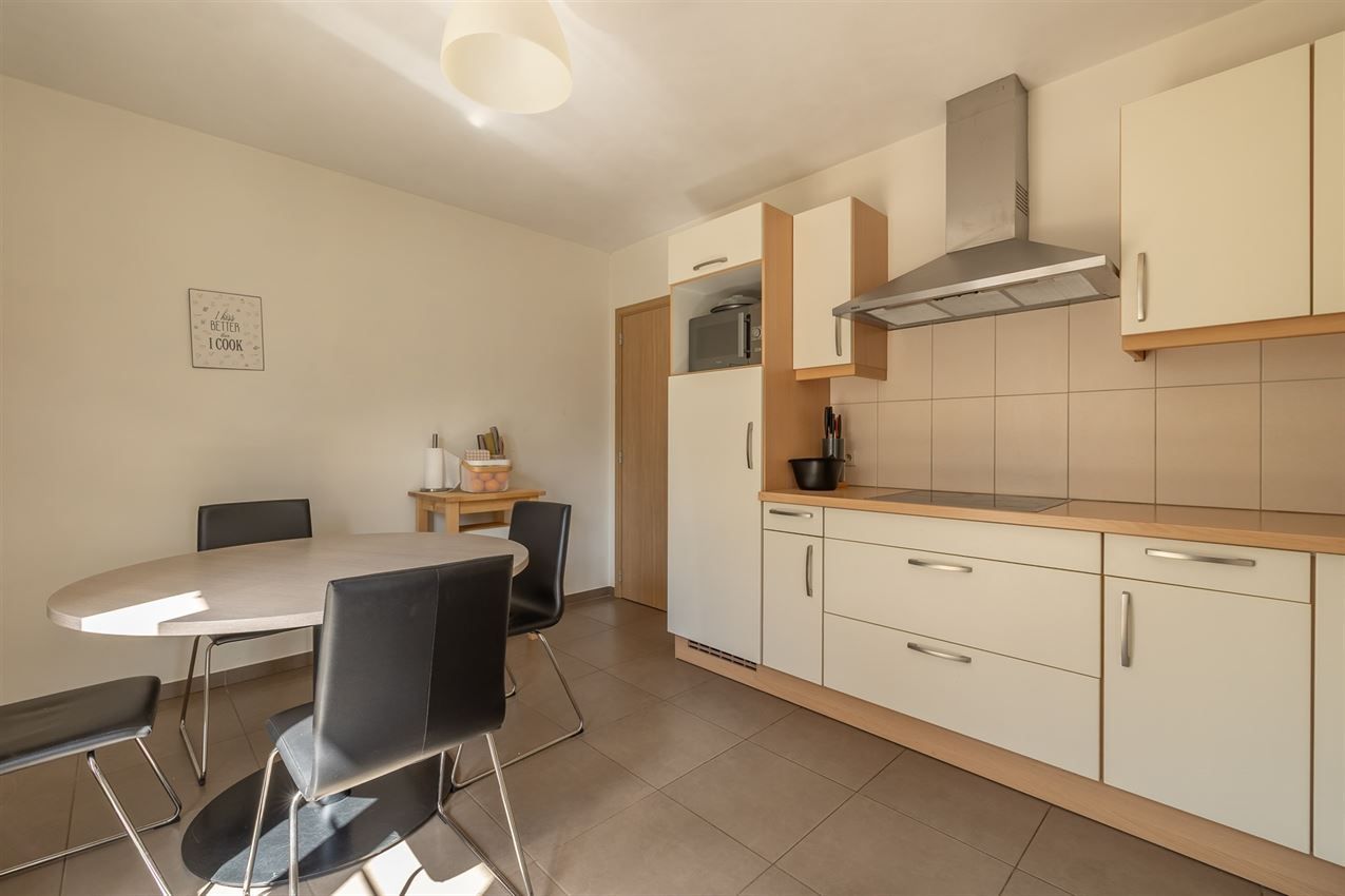 Royale duplex met terras en garage foto 10