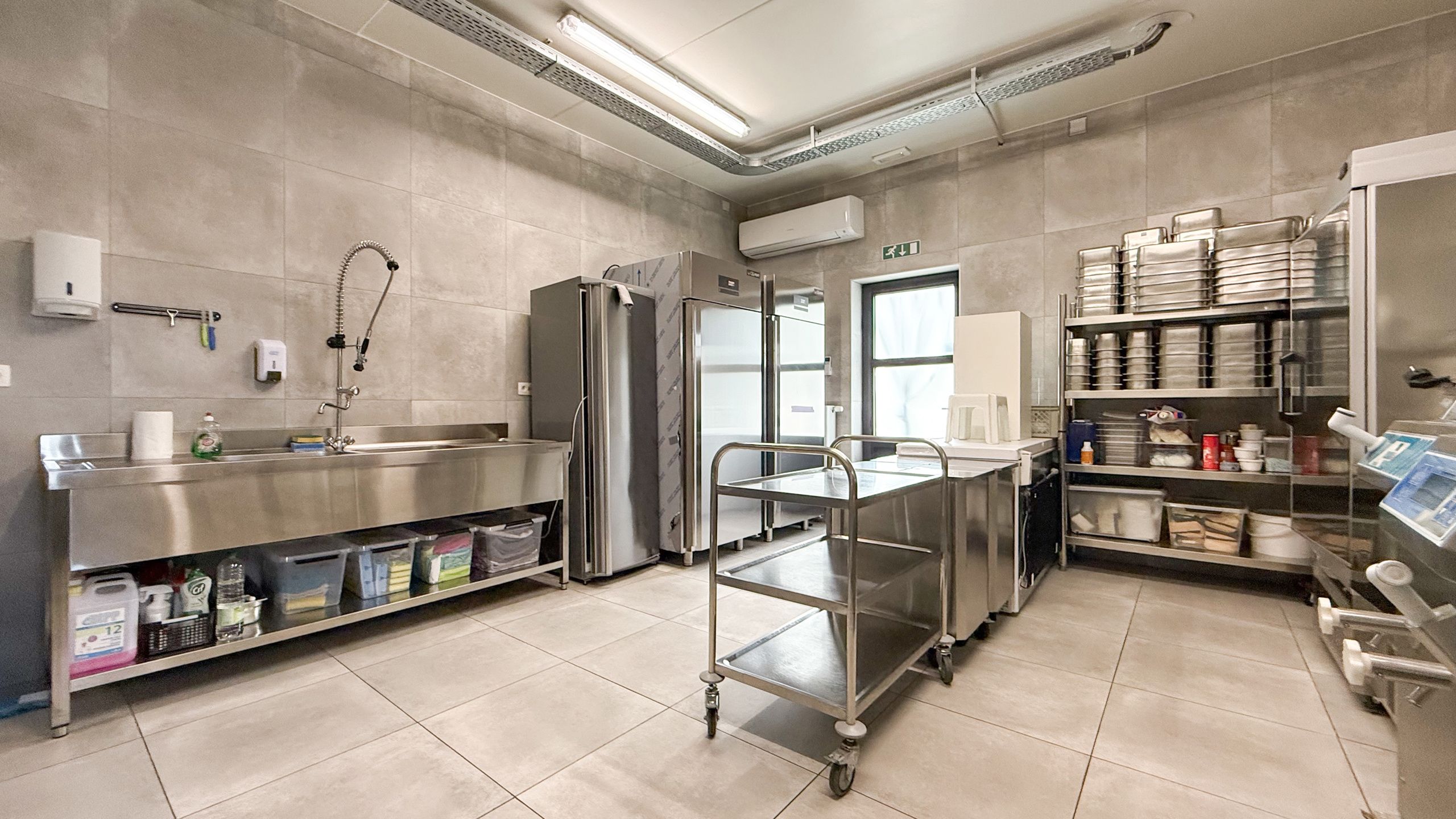 Prachtig handelspand met woonst op toplocatie (40are grond)! foto 22