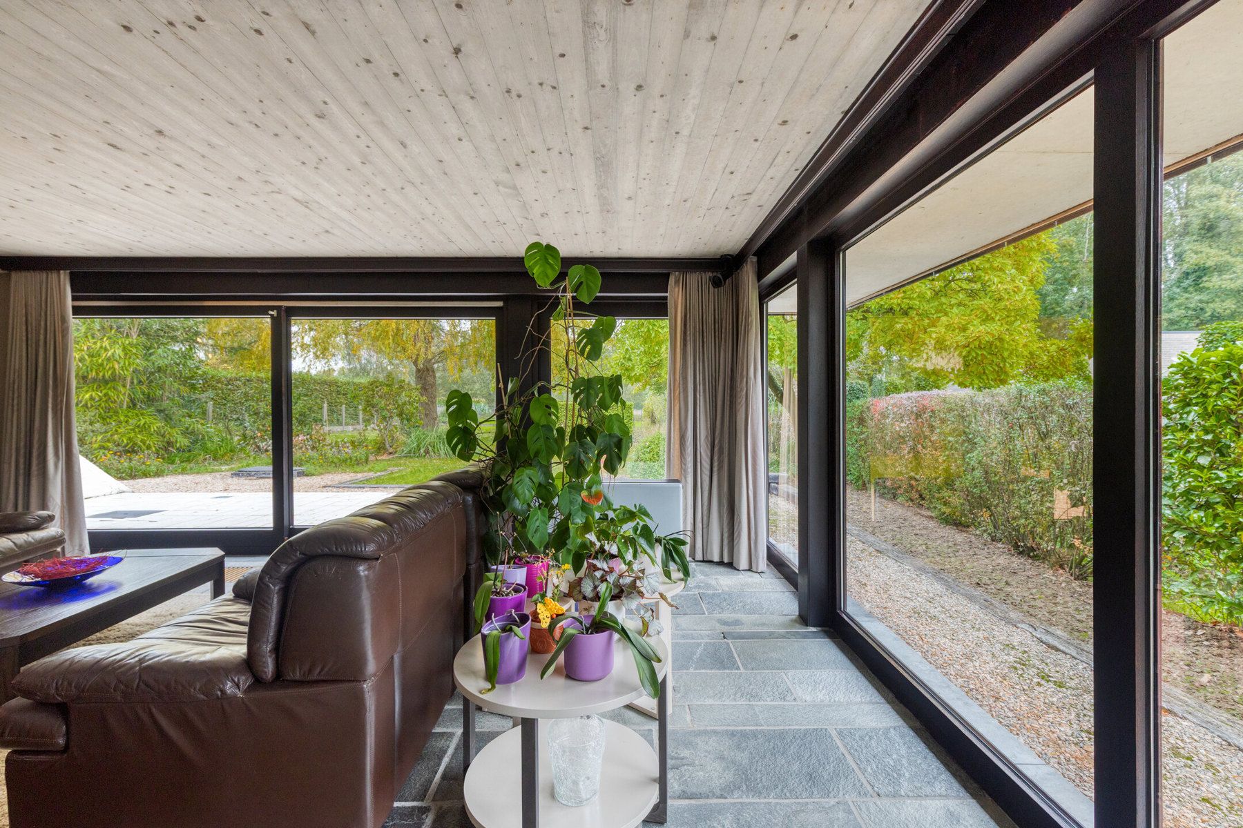 Karaktervolle villa grenzend aan het Liedekerke bos foto 19