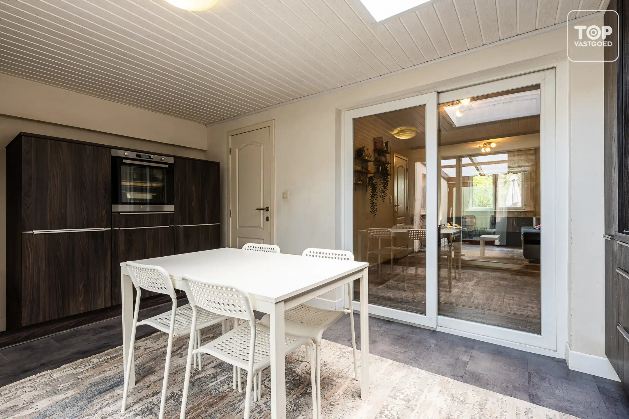 Ruime gezinswoning met voor- en achtertuin in Wondelgem foto 9