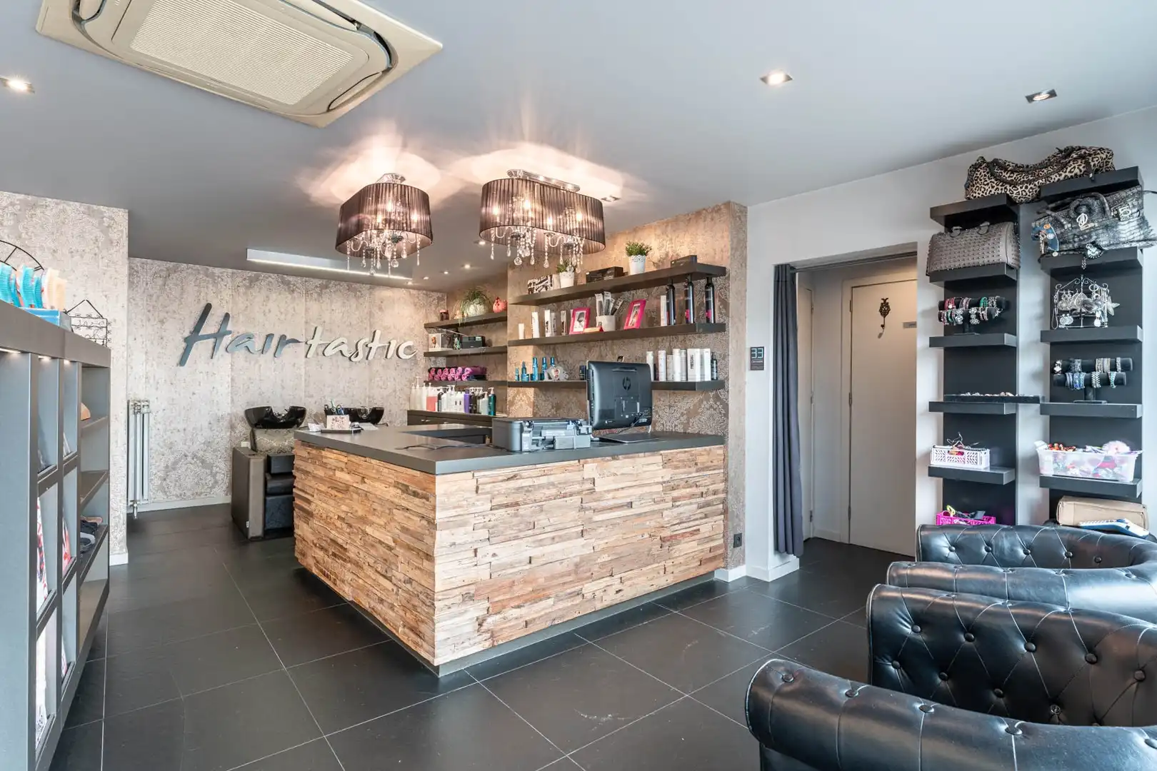 Instapklare woning met commercieel gelegen handelspand te Halen foto 20