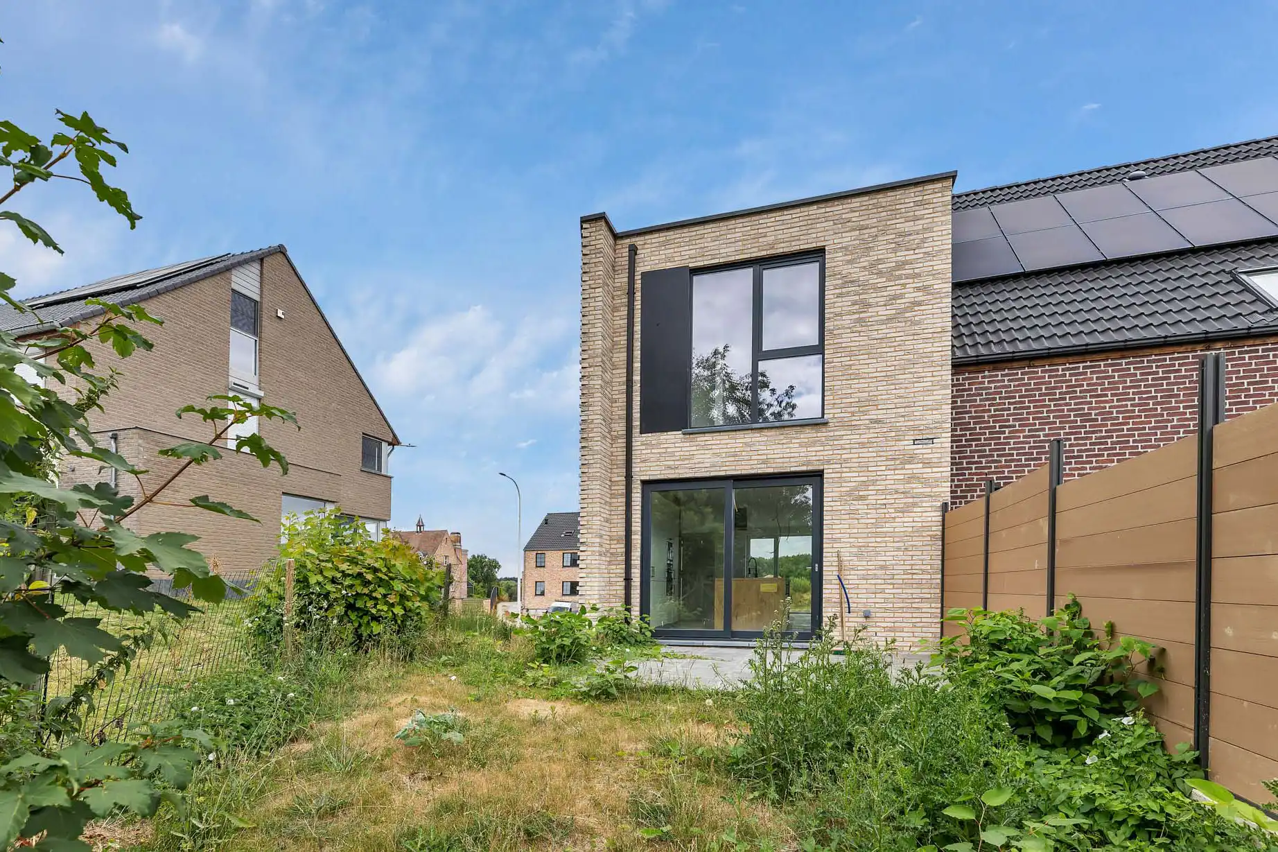 Nieuwbouw 3-gevel woning op 3a 68ca foto 2