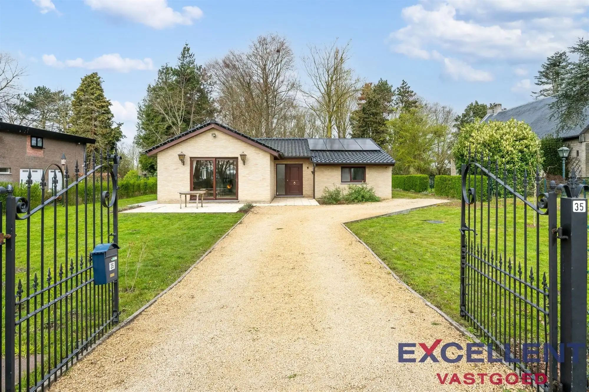 Woning op royaal perceel te Zulte-Machelen foto 3
