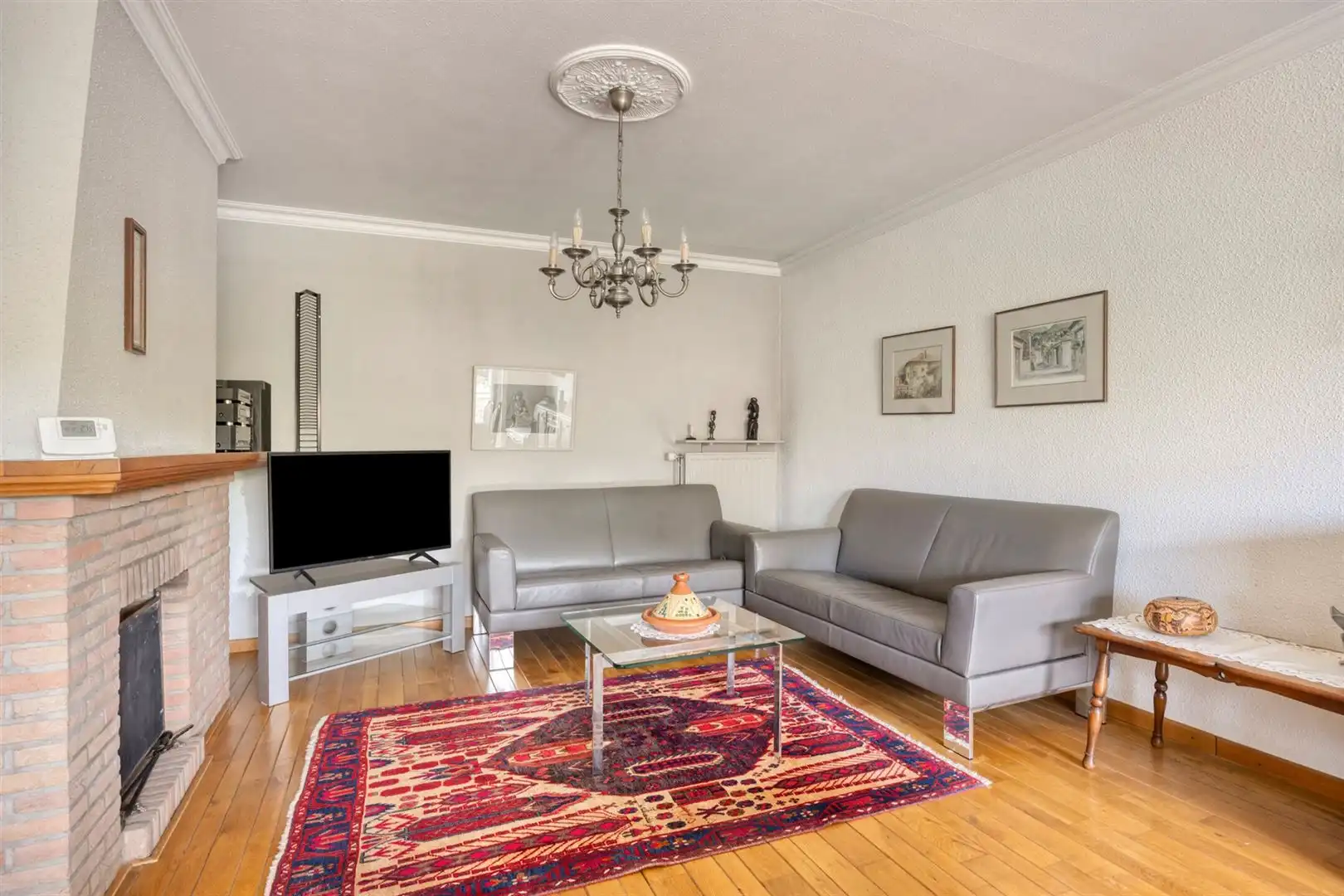 TE KOOP: Verzorgd appartement met 2 slaapkamers en ondergrondse staanplaats in hartje Heusden! foto 4