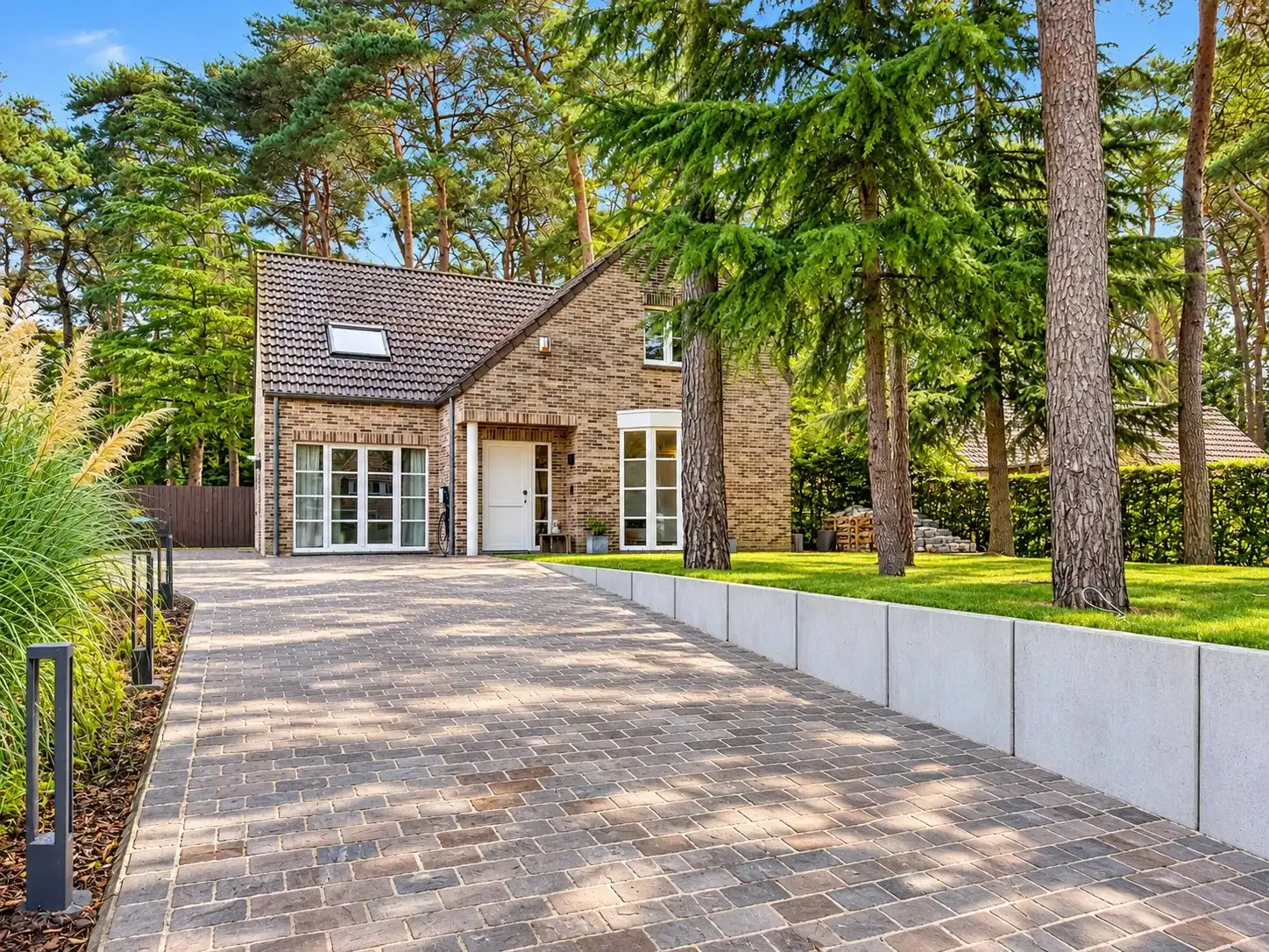 Instapklare woning met 4 slaapkamers op een mooi perceel. foto 32