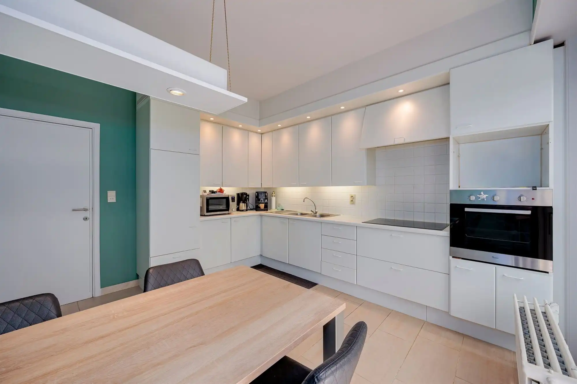 Ruim appartement met 3 slaapkamers, 2 badkamers en fantastische tuin! foto 10