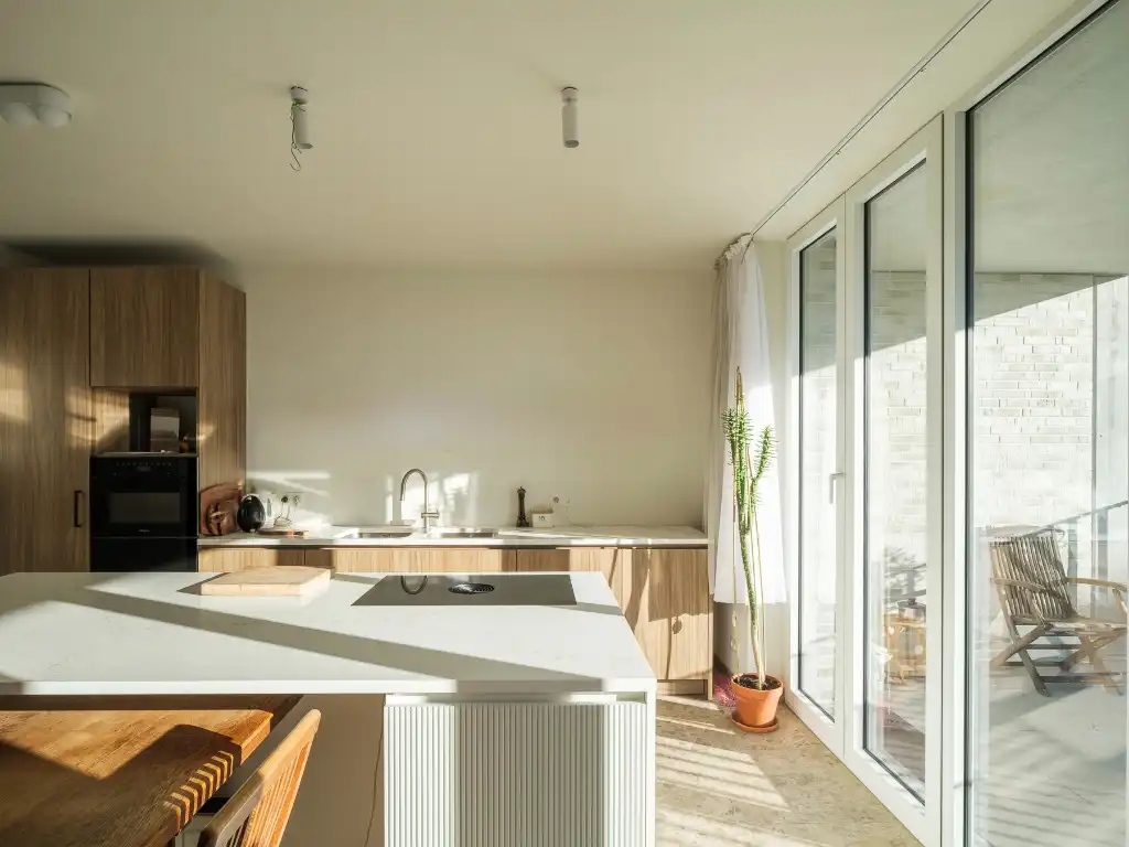 Luxueus 1-slaapkamerappartement met EPC A-score en zonnig terras aan de Nieuwe Dokken foto {{pictureIndex}}