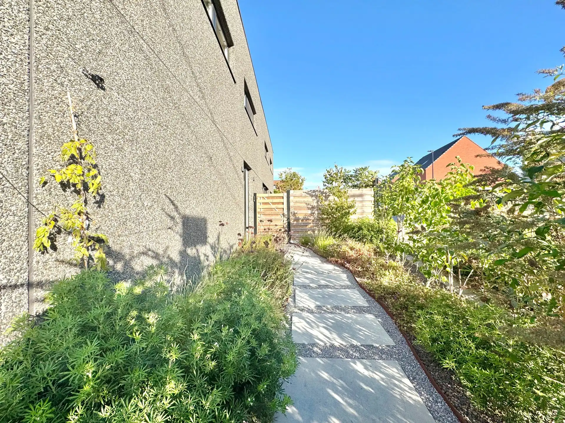 MAGAZIJN MET WOONST foto 14