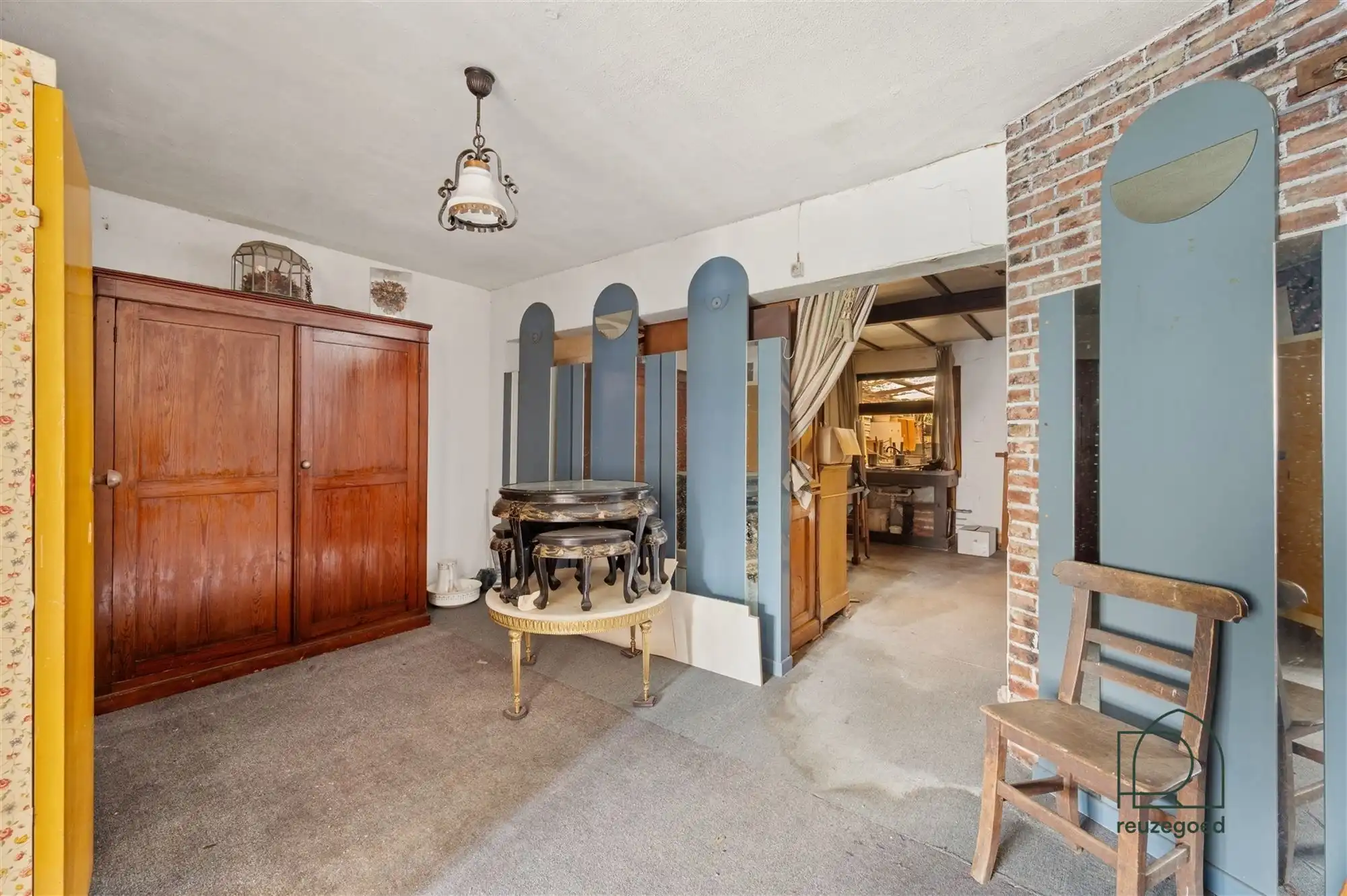 Te renoveren huis (tweewoonst)  met mogelijkheid tot 2 bouwgronden foto 8