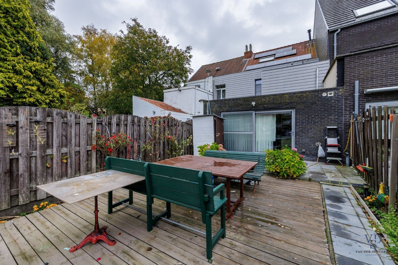 Energiezuinige woning met tuin (en 2 staanplaatsen). foto 3