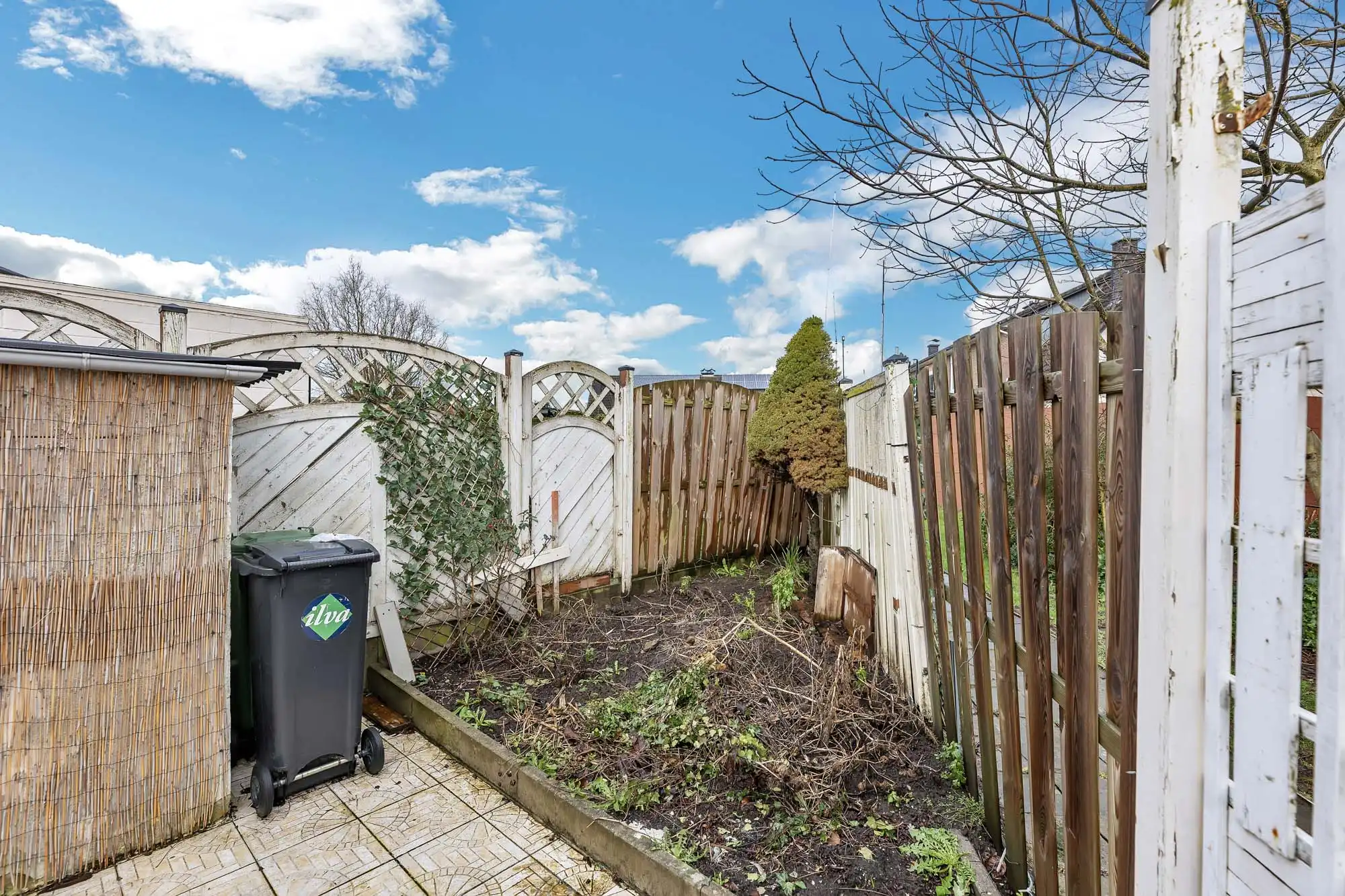 Charmante woning met uitbreidingsmogelijkheden te Meerbeke foto 19
