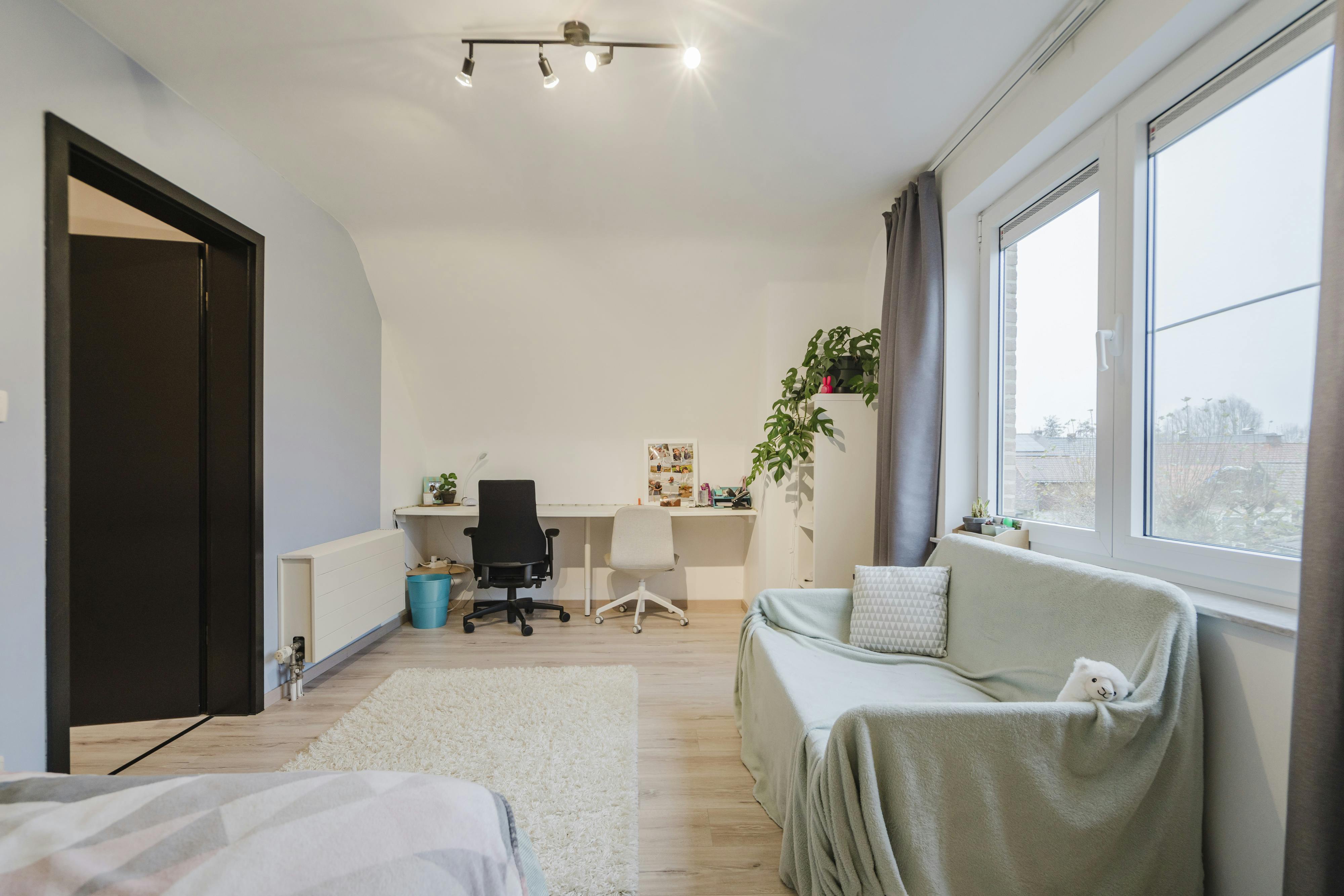 Ruime open gezinswoning met tuin in  het rustige Brakel foto 18