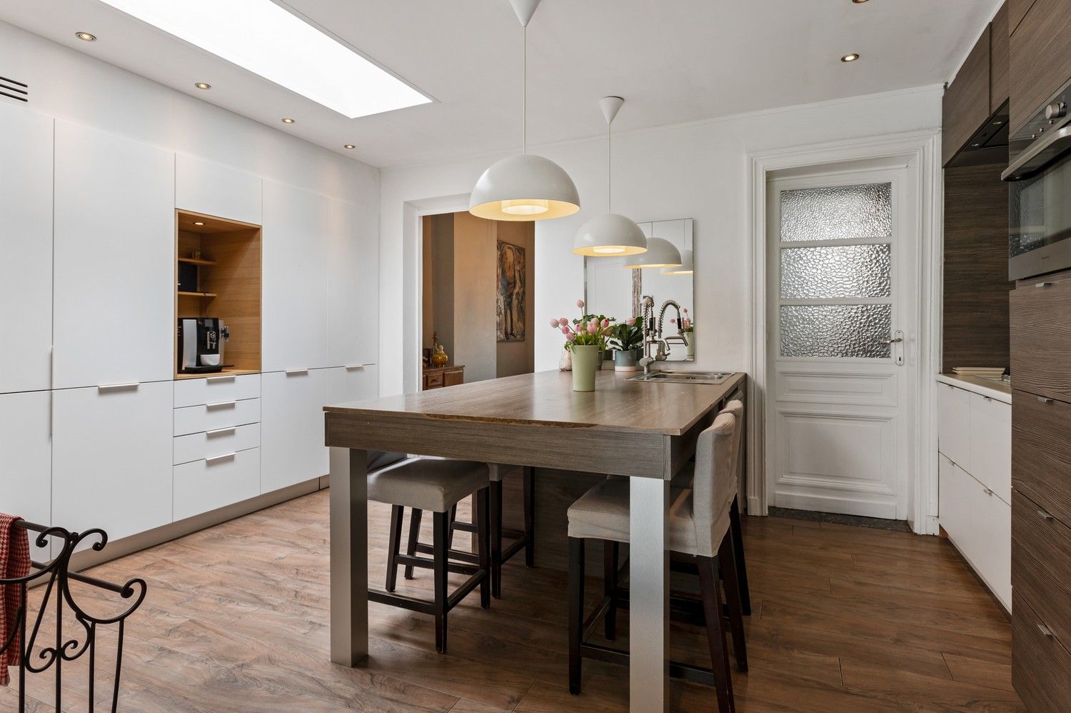 Prachtig herenhuis met 3 slaapkamers, gezellige tuin en autostaanplaats in Kapellen! foto 8