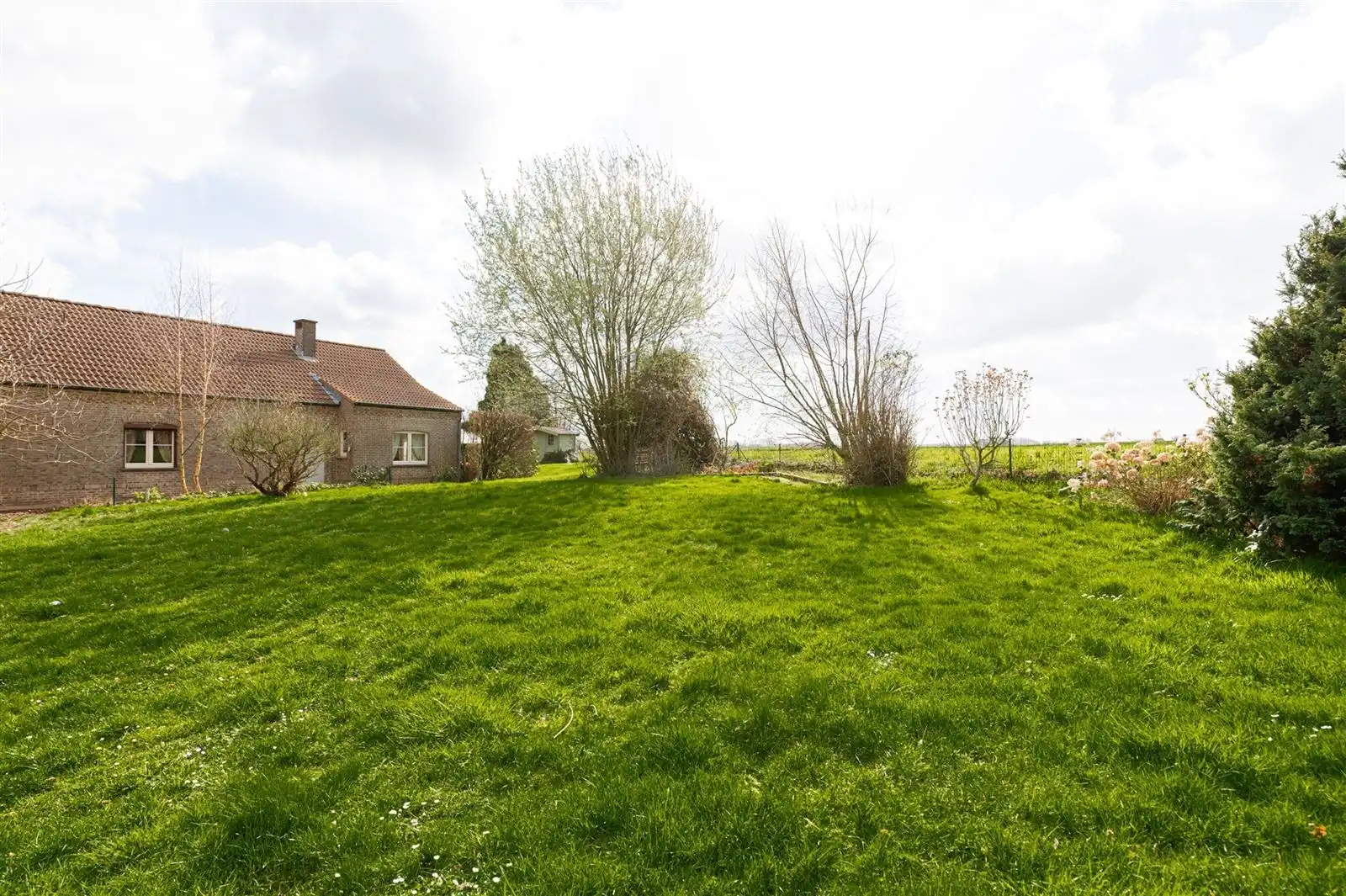 Villa in doodlopend straatje op wandelafstand van centrum foto 15