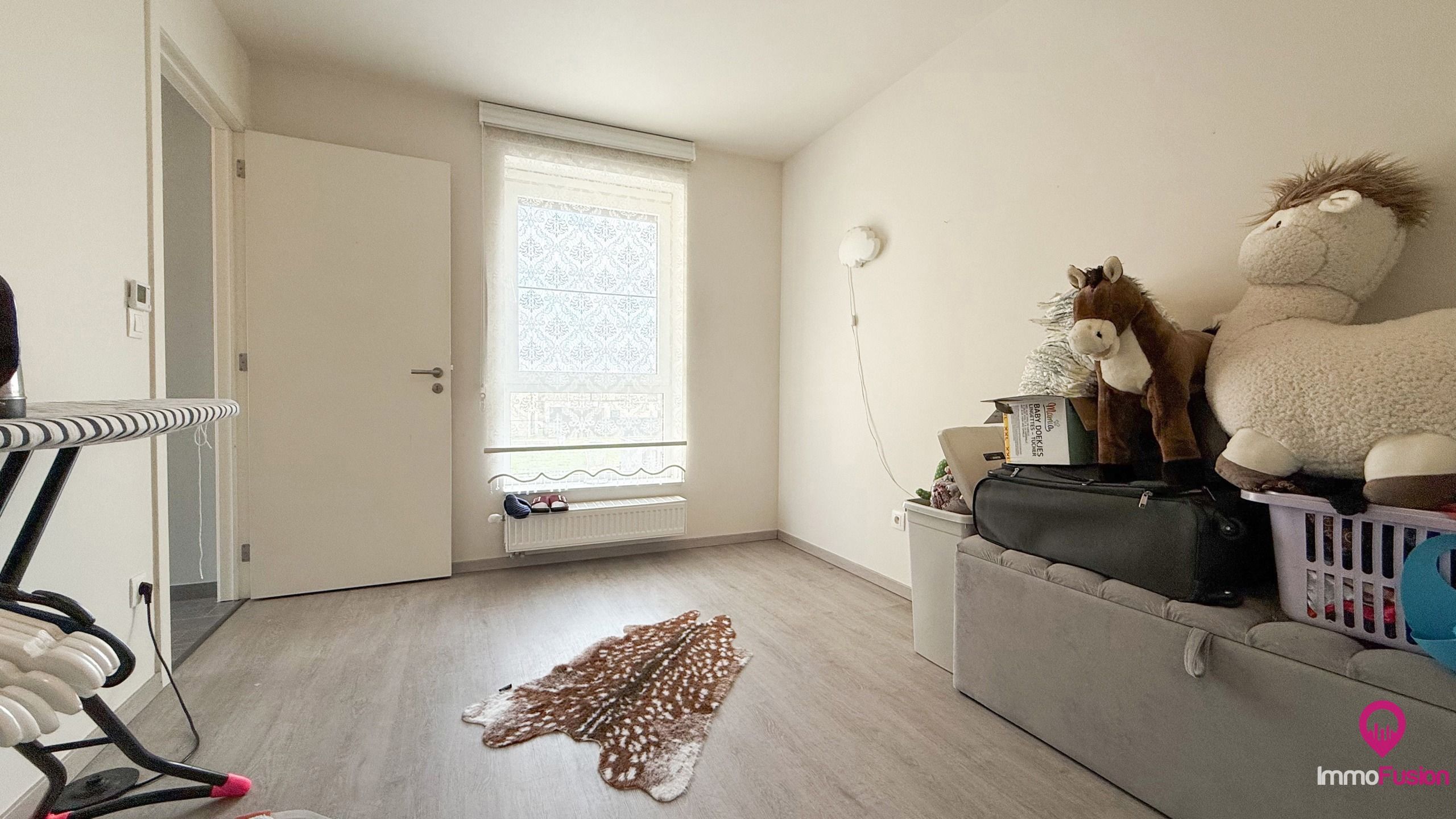 Recente halfopen woning met 2slpk en mooi tuin in Boekt! foto 23