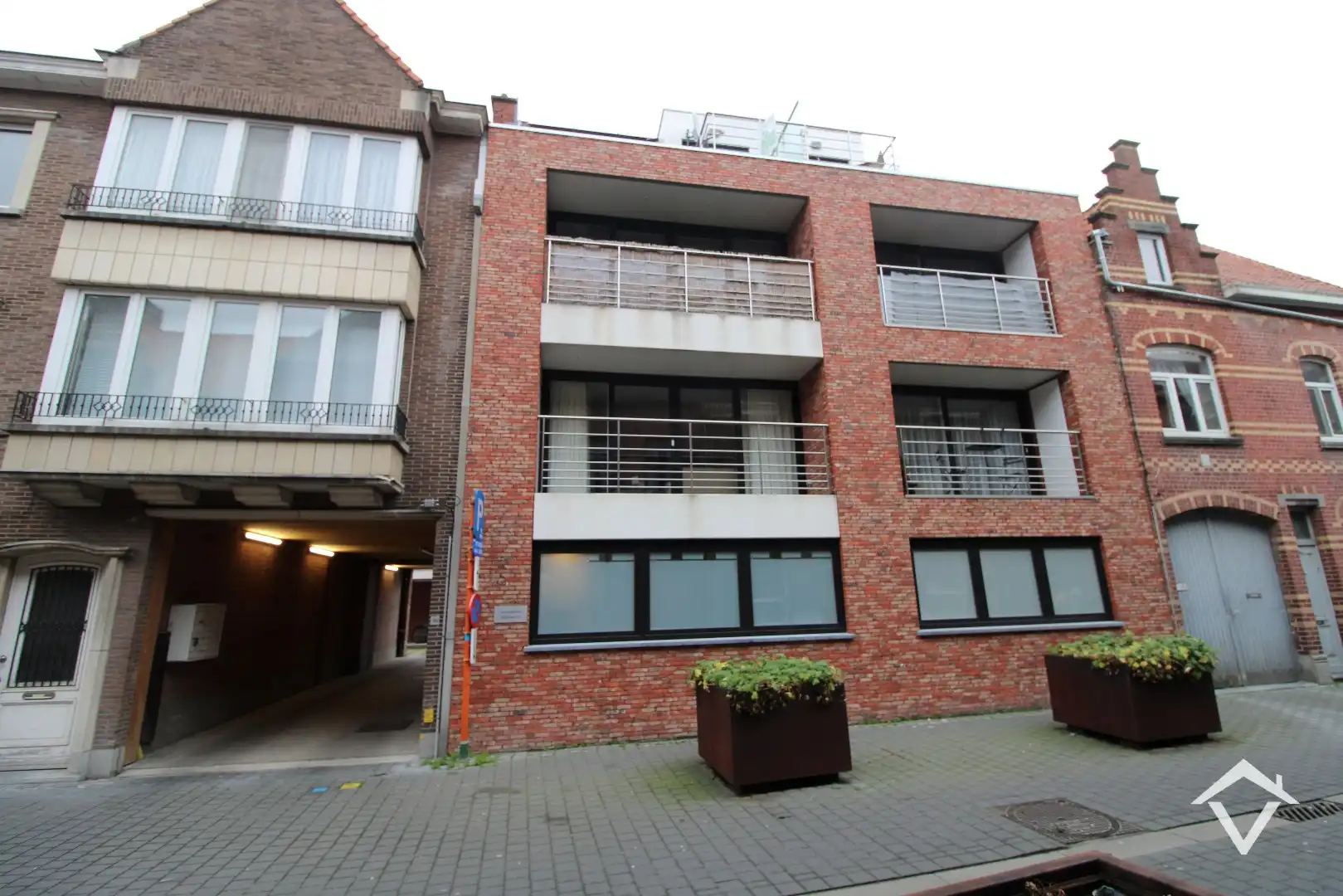 Recent nieuwbouwappartement met garage in centrum Roeselare  foto 15