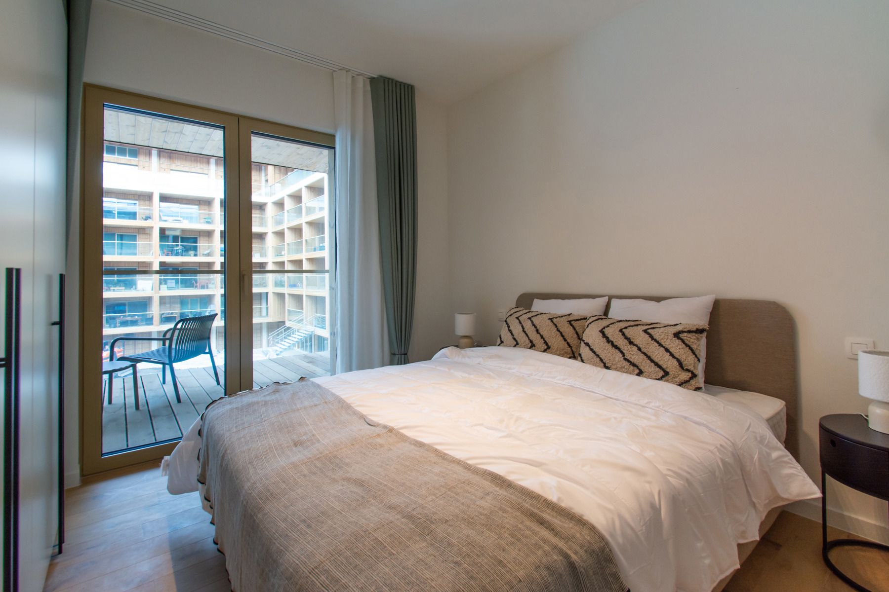 appartement 1 chambre 1 salle de bain grande terrasse foto 8