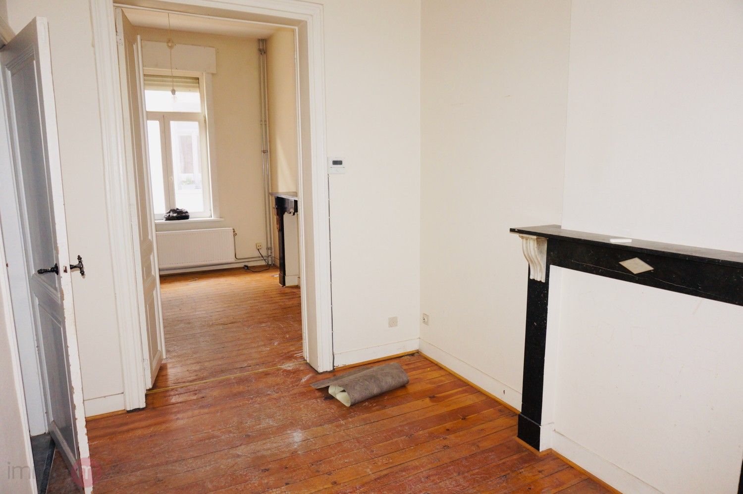 Ruime rijwoning met 3 slaapkamers en tuin. foto 3