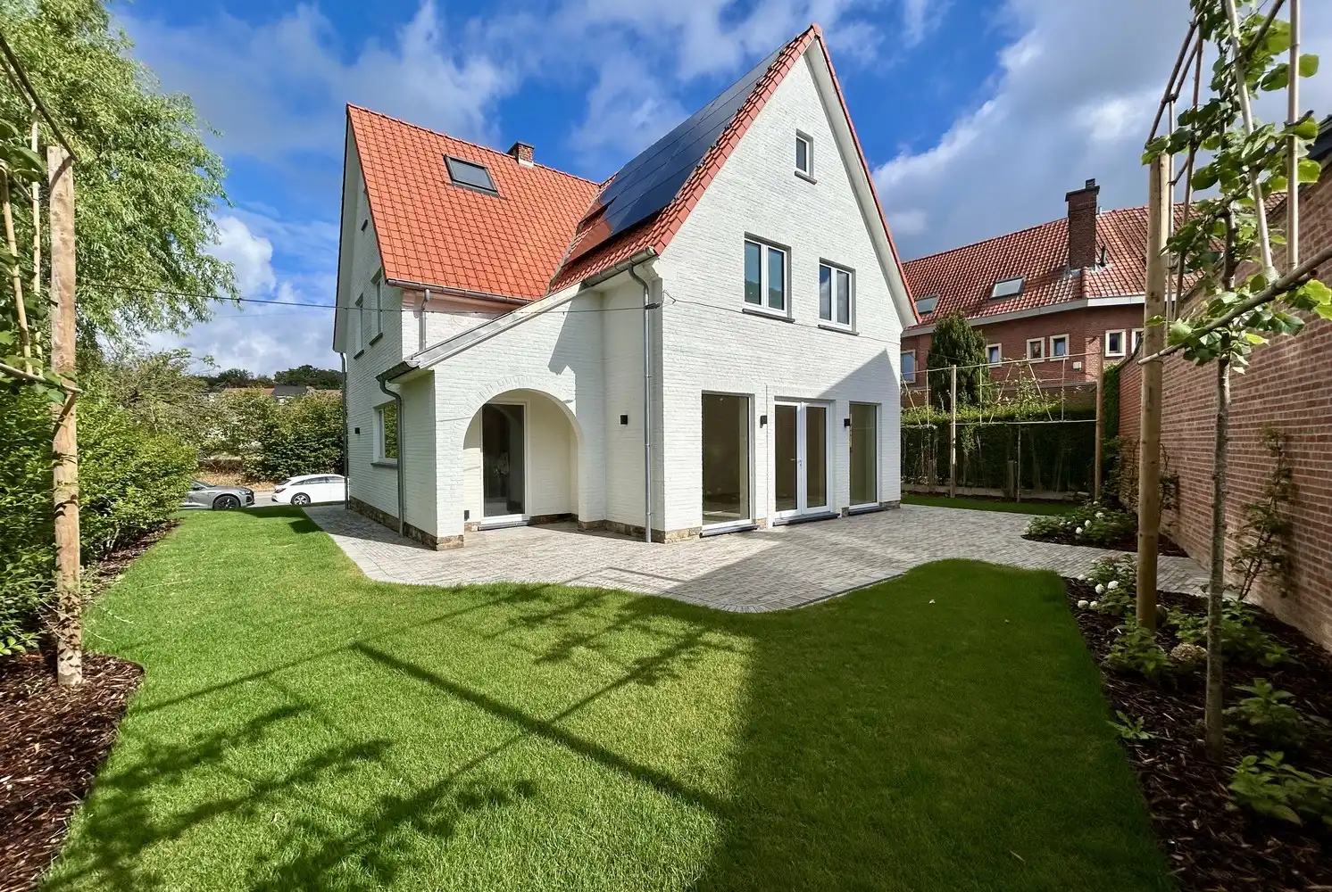 Volledig gerenoveerde villa met EPC A in gegeerde wijk Ter Elst foto {{pictureIndex}}