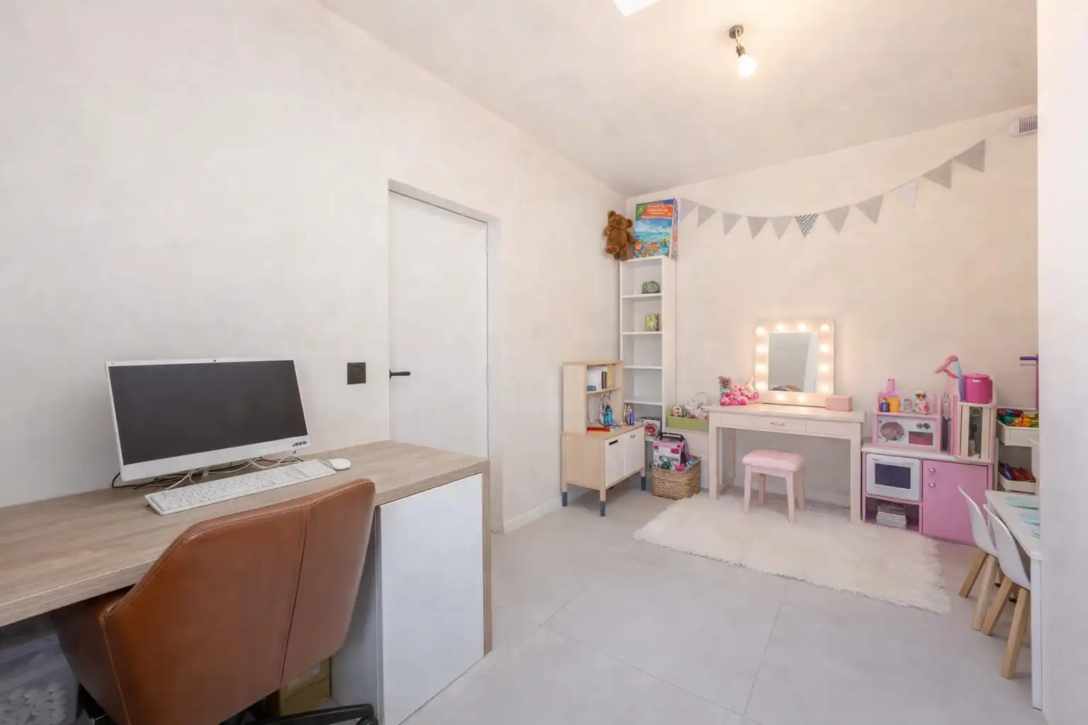 ENERGIEZUINIGE GEZINSWONING MET 4 SLKPS | BUREEL | AANGELEGDE TUIN   foto 19