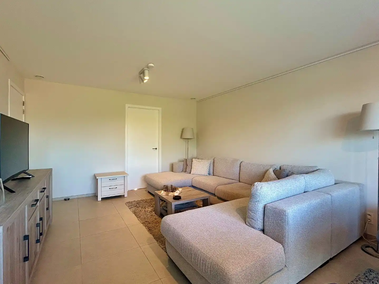 Nieuwbouwappartement met zonnig terras en autostandplaats foto 4