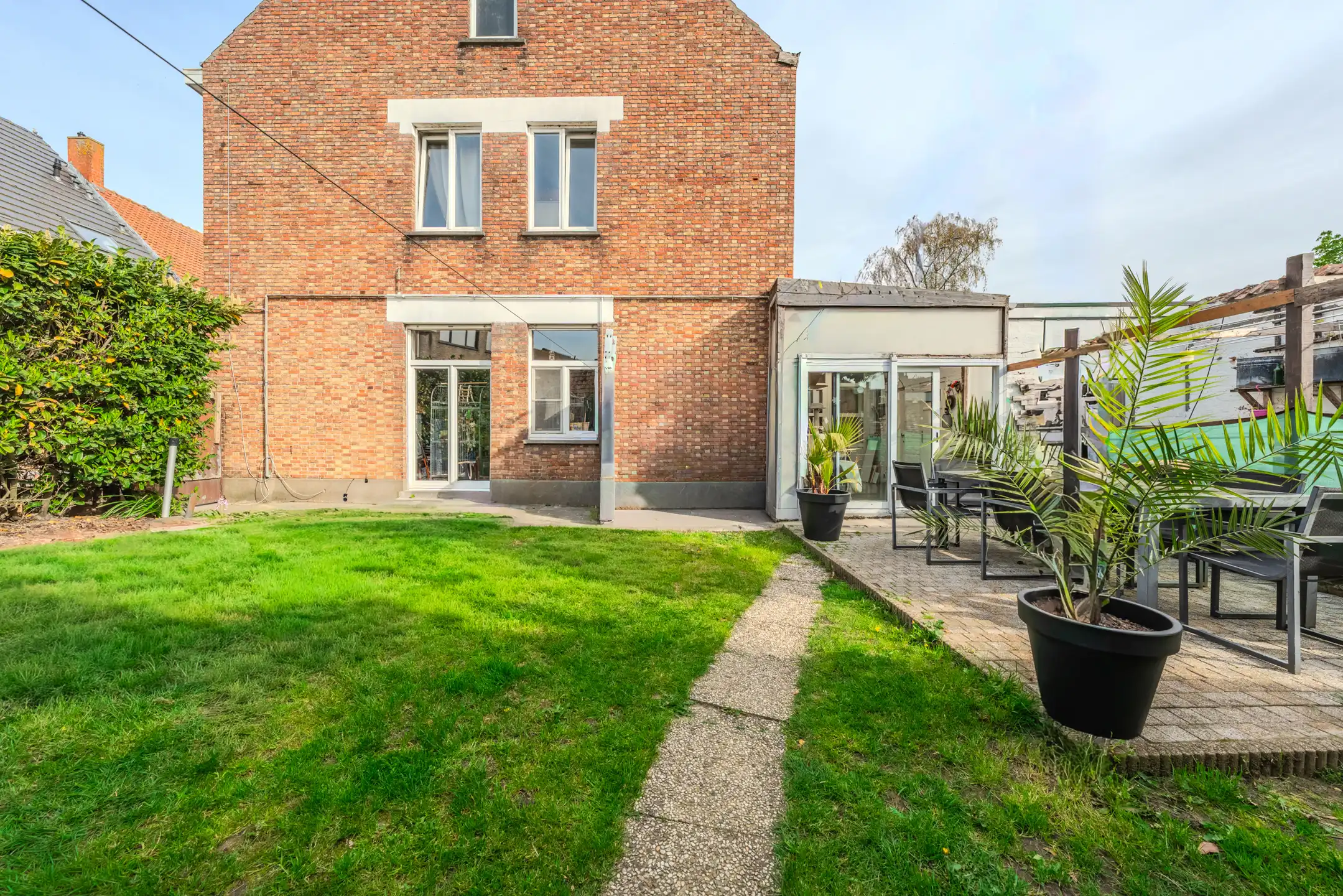 Zeer ruime statige woning met uitzonderlijk potentieel! foto 18