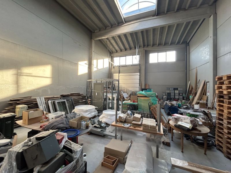 Recent magazijn van 216 m² op toplocatie in Sluis Eke foto 7