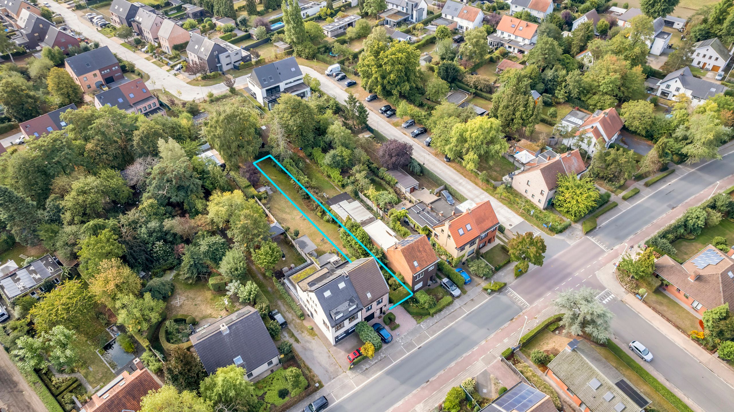 Zuidoost georiënteerde bouwgrond! foto {{pictureIndex}}