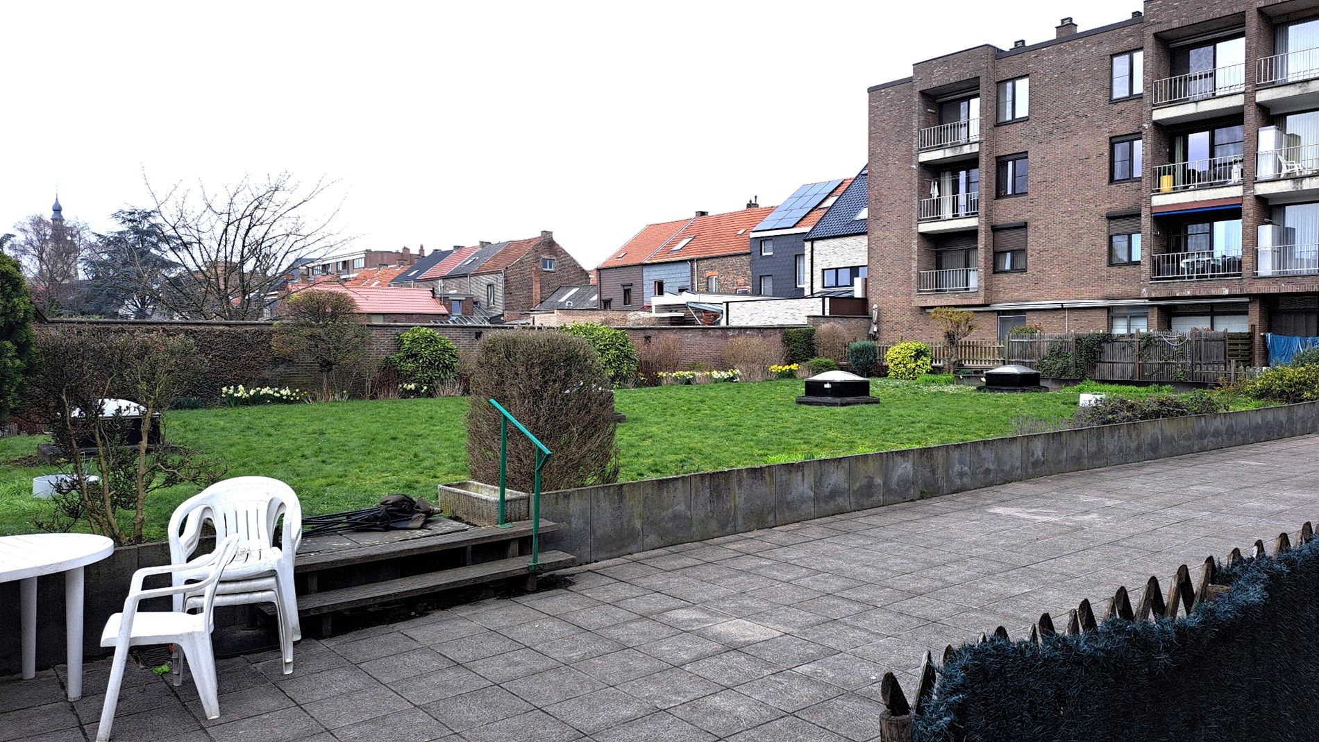 Appartement met 2 slaapkamers, autostaanplaats en kelder foto 17