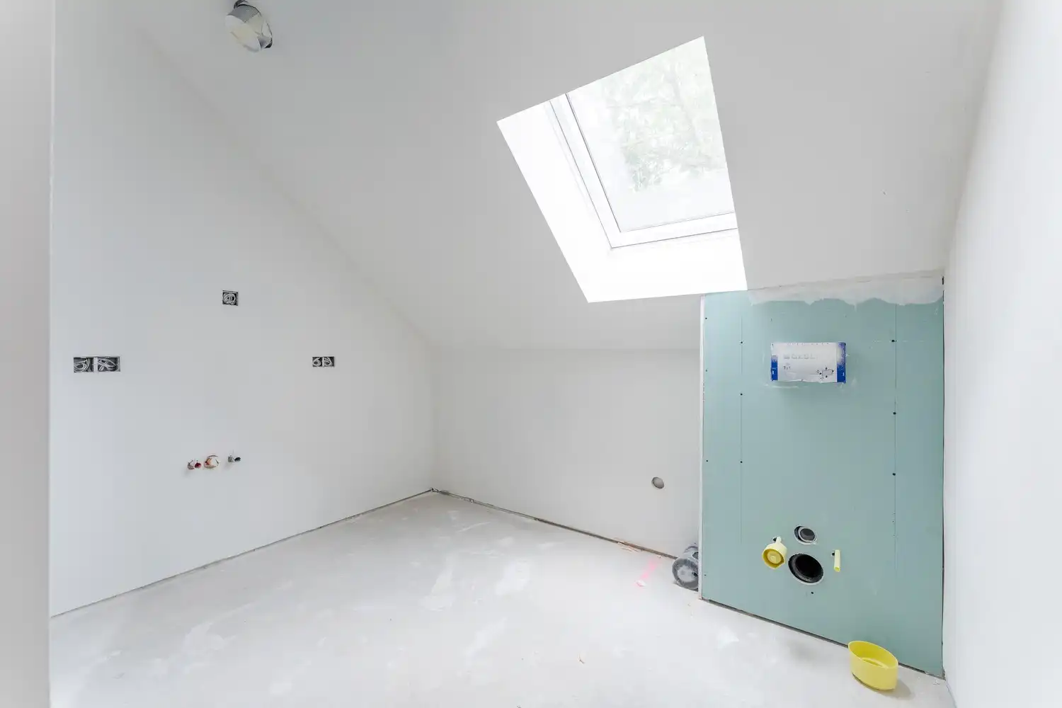 Charmante halfopen woning te koop in Leopoldsburg - 3 slaapkamers, 1 badkamer, ruime keuken en 2 toiletten op 396 m², volledig gerenoveerd in 2026! foto 17