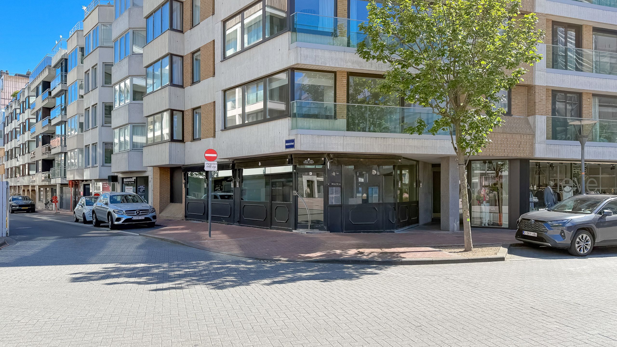 Top gelegen HOEKHANDELSPAND op de Kustlaan – Lichttorenplein foto 2
