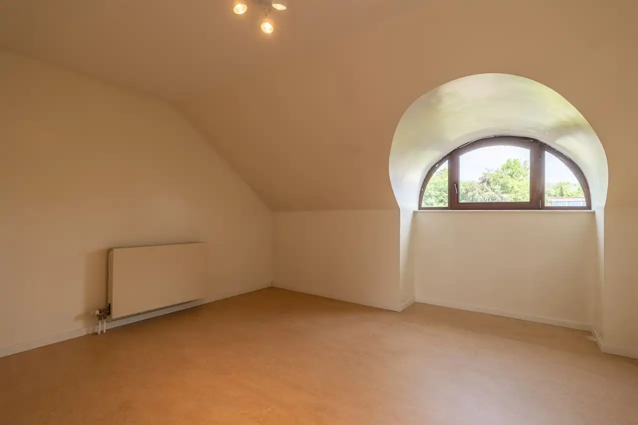 Landelijke villa op 1 hectare in Assent foto 22