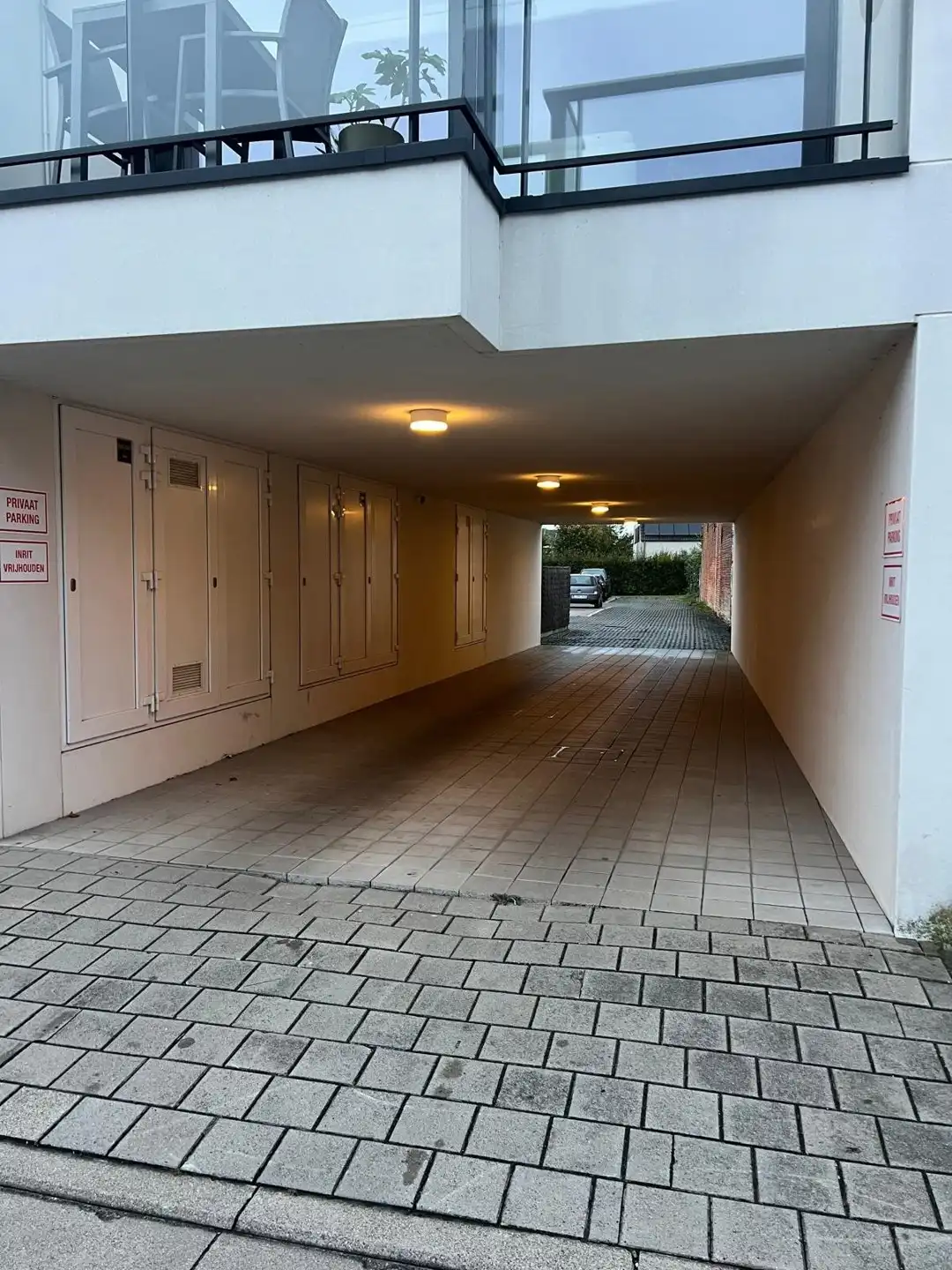 Waregem: buitenstaanplaats foto 2