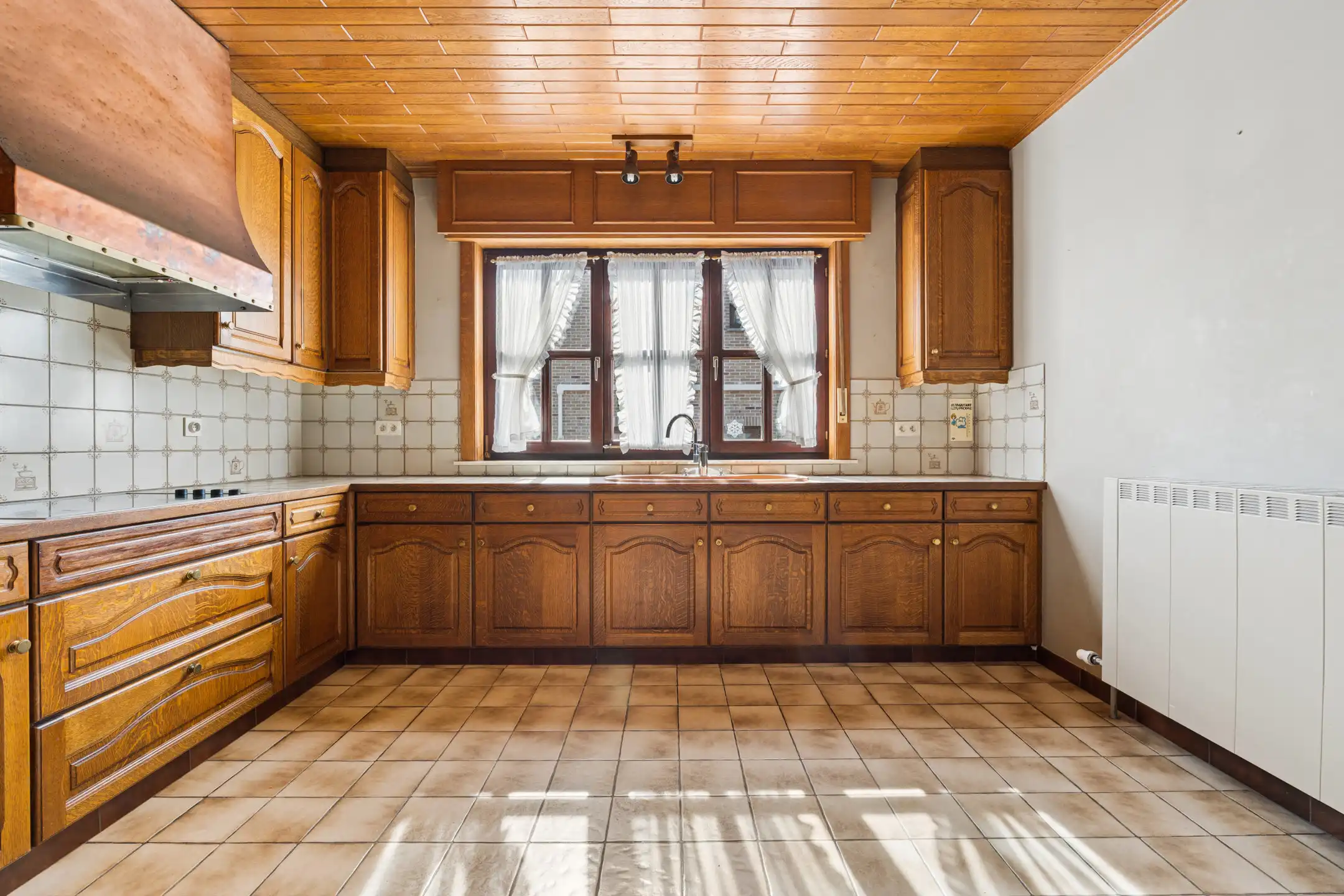 Rustig gelegen gezinswoning met uitbreidingsmogelijkheden foto 7