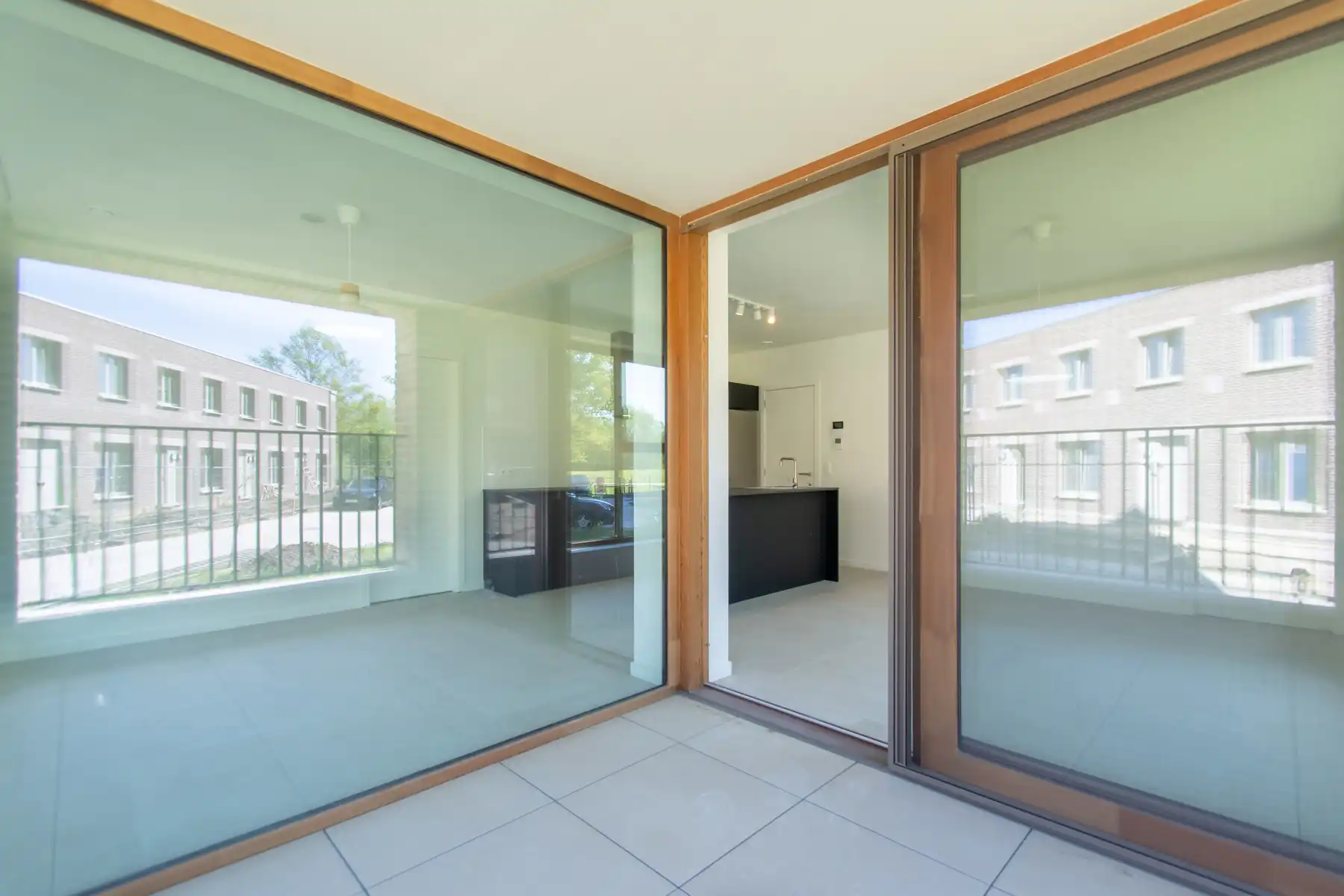 Rustig en comfortabel 2slpk appt. met mooi terras foto 7