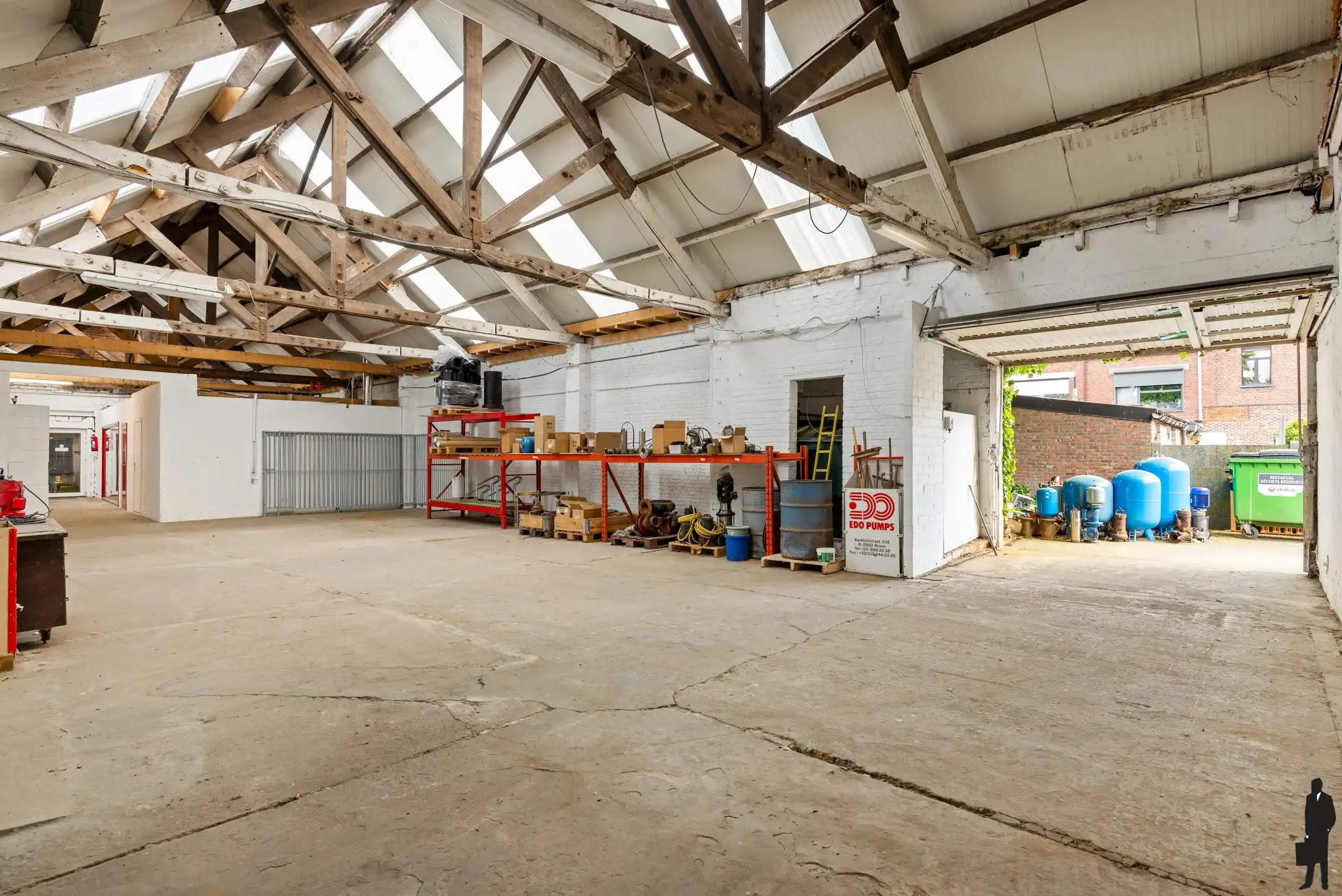 Polyvalent gebouw met handelsruimte-magazijn-kantoor-duplex foto 14